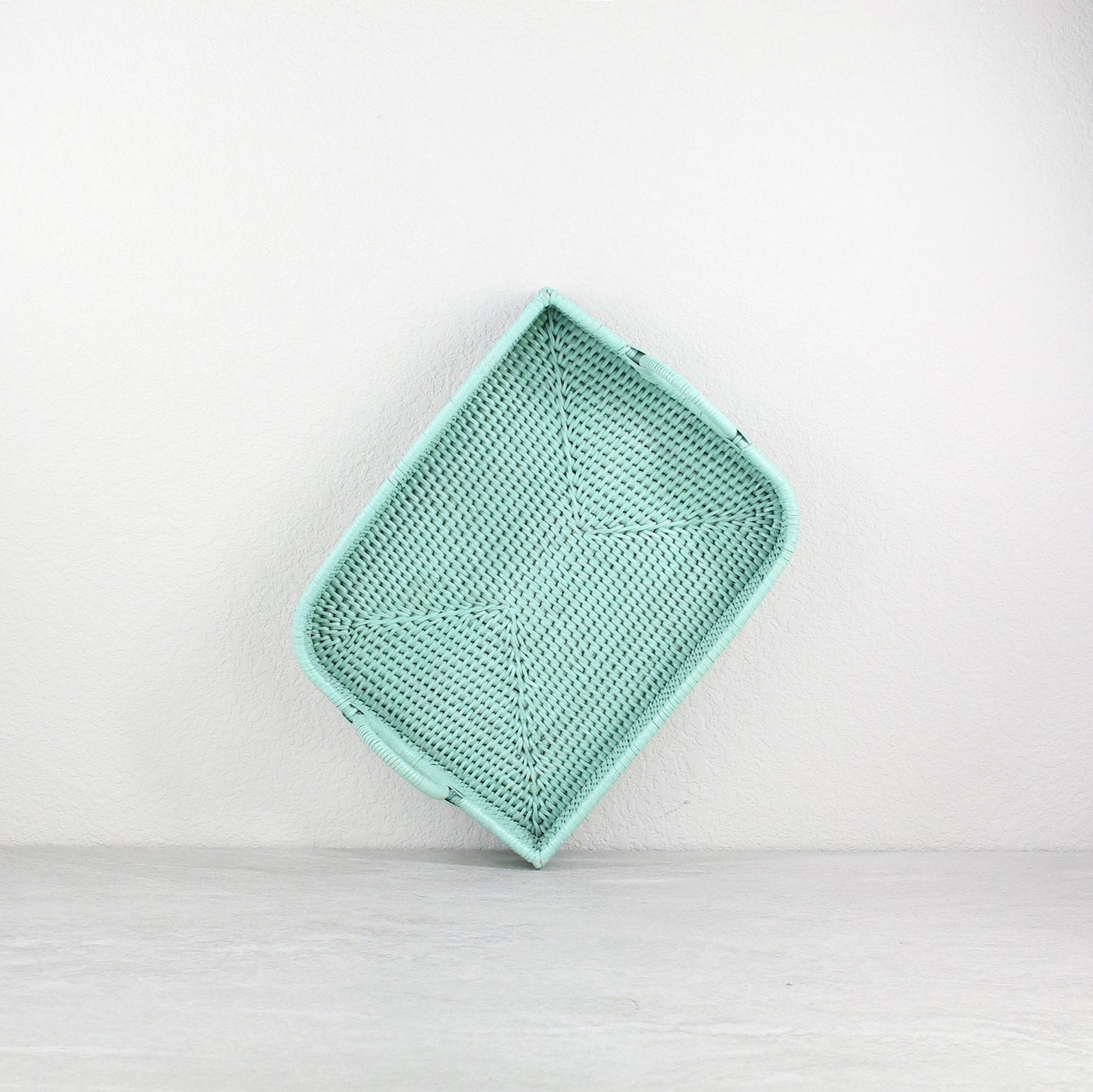 ECO HANDCRAFT sage leaf green leaf rattan tray with rounded corners, ideal for organizing or serving food