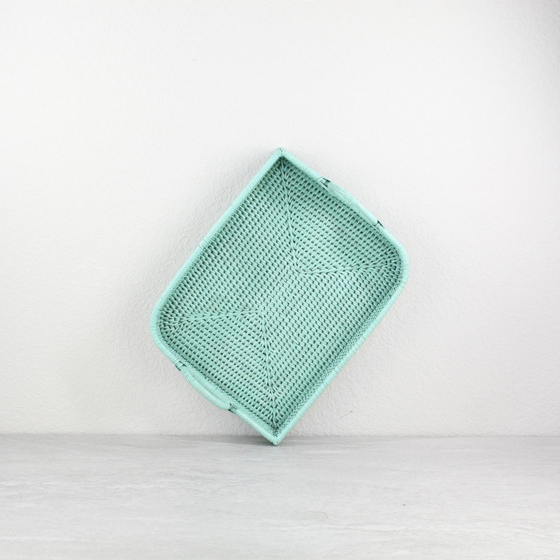 ECO HANDCRAFT sage leaf green leaf rattan tray with rounded corners, ideal for organizing or serving food