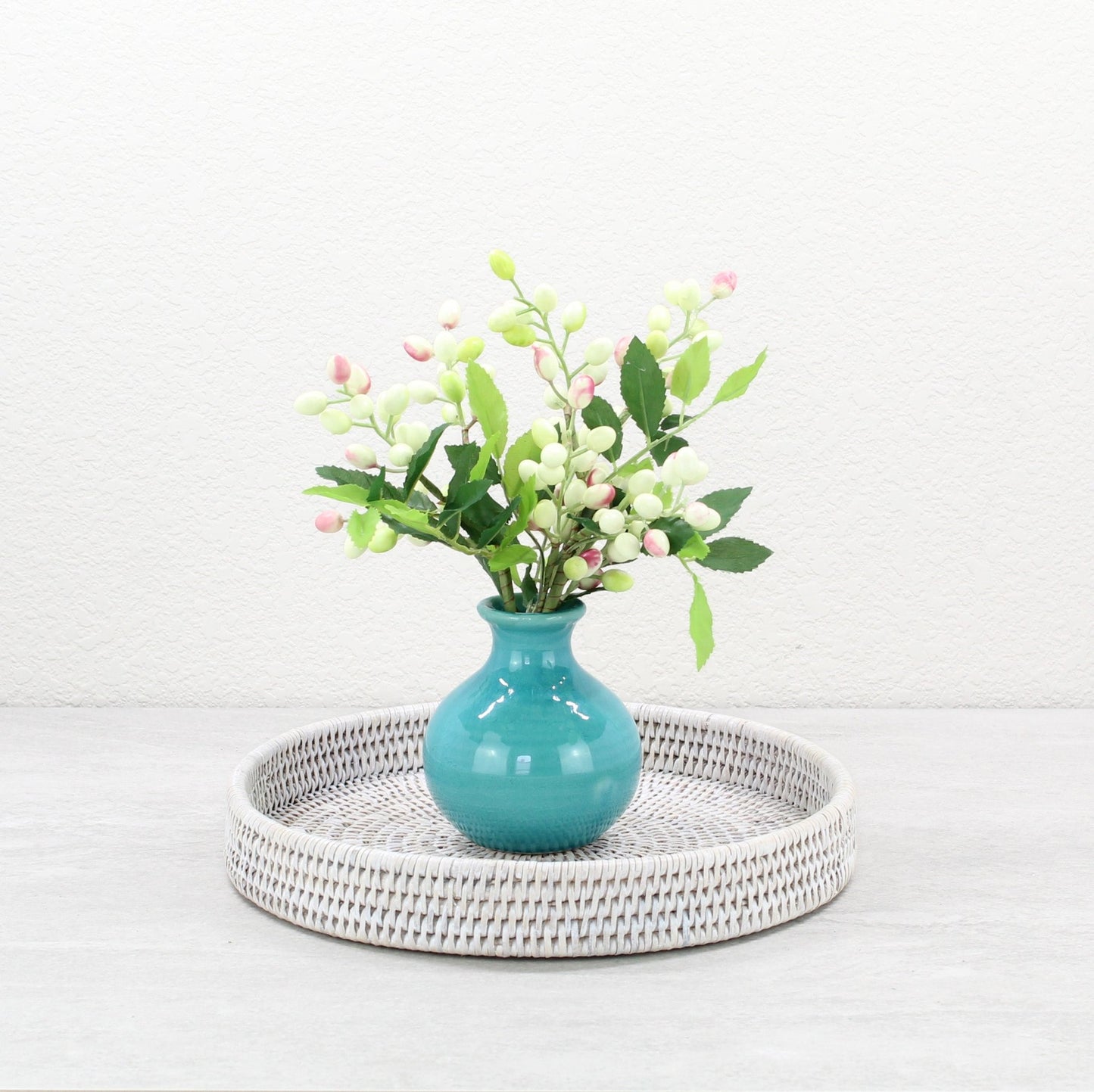 24-Tight_Woven_Round_Rattan_Tray-Sustainable_Home_Organizing-Whitewash-06-use