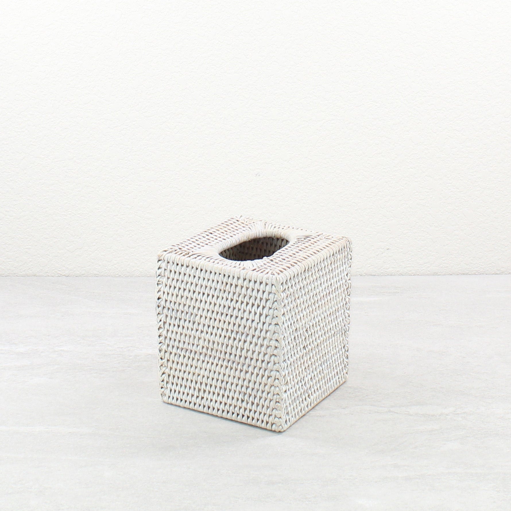 ECO HANDCRAFT handmade whitewash rattan tissue box cover with oval top opening for modern natural bathroom decor