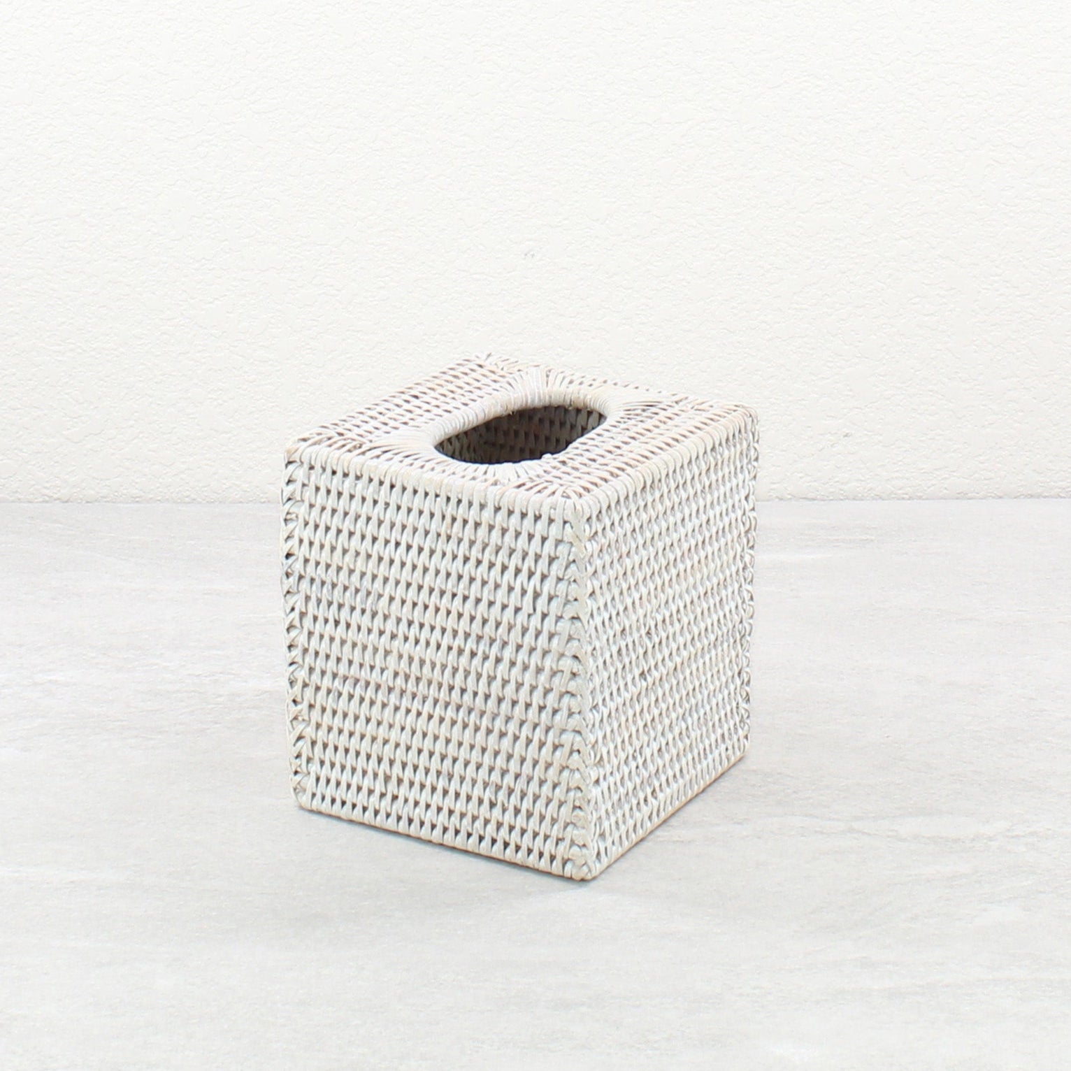 Eco Handcraft whitewash rattan tissue box cover, handmade for elegant styling
