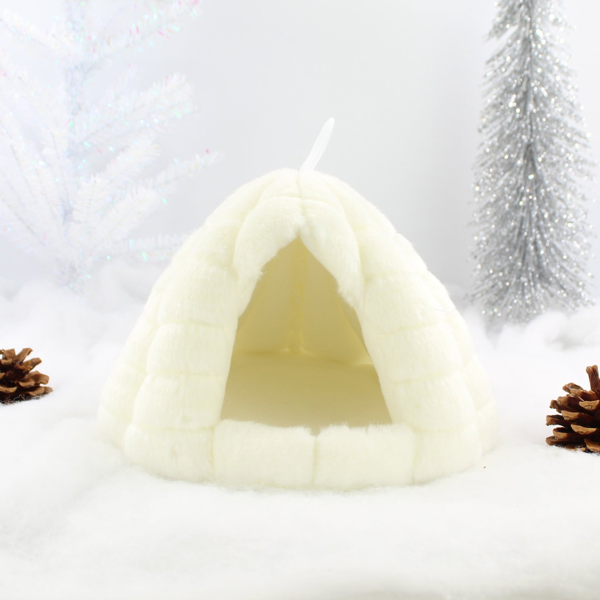 Adorable_Penguin_Plush_in_Cozy_Igloo_-_Perfect_Decor_Gift_Idea-Igloo-01