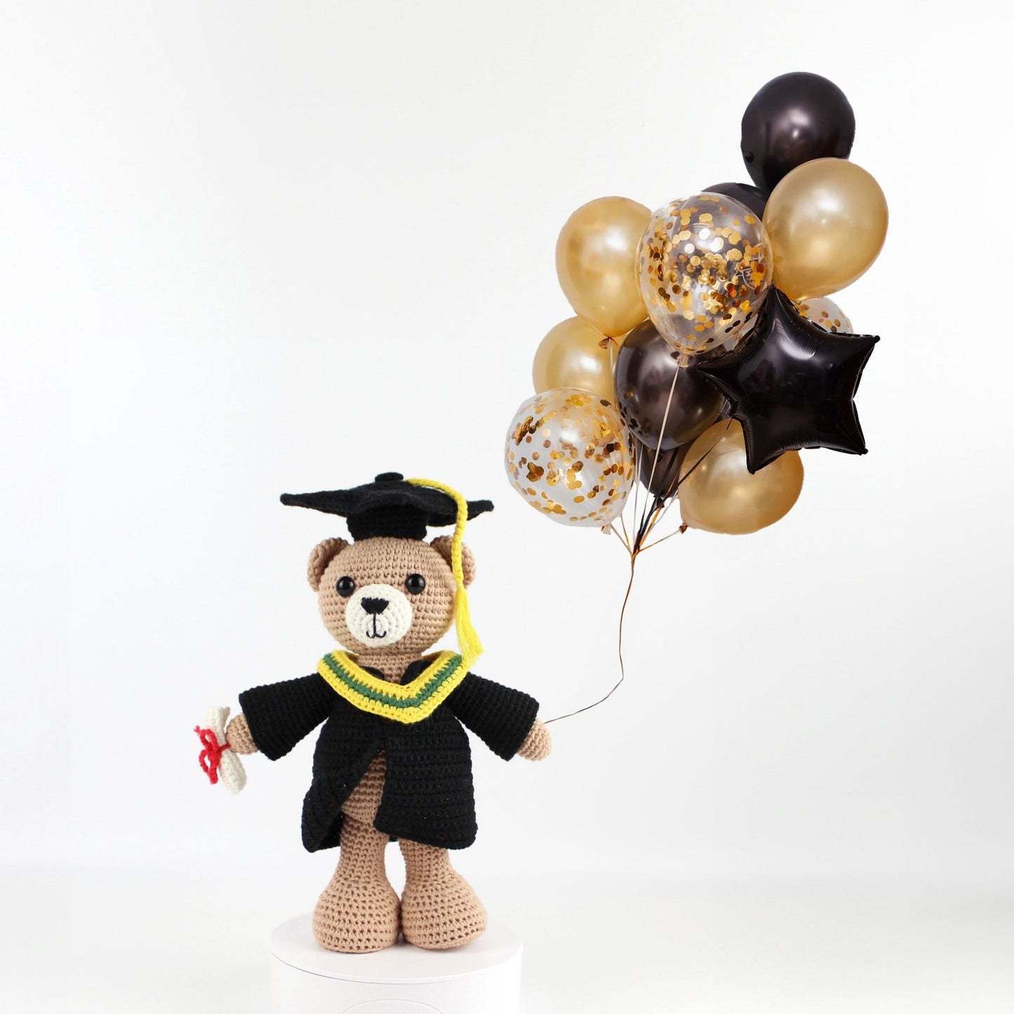 Crochet-graduate-bear-Amigurumi-Gift-009