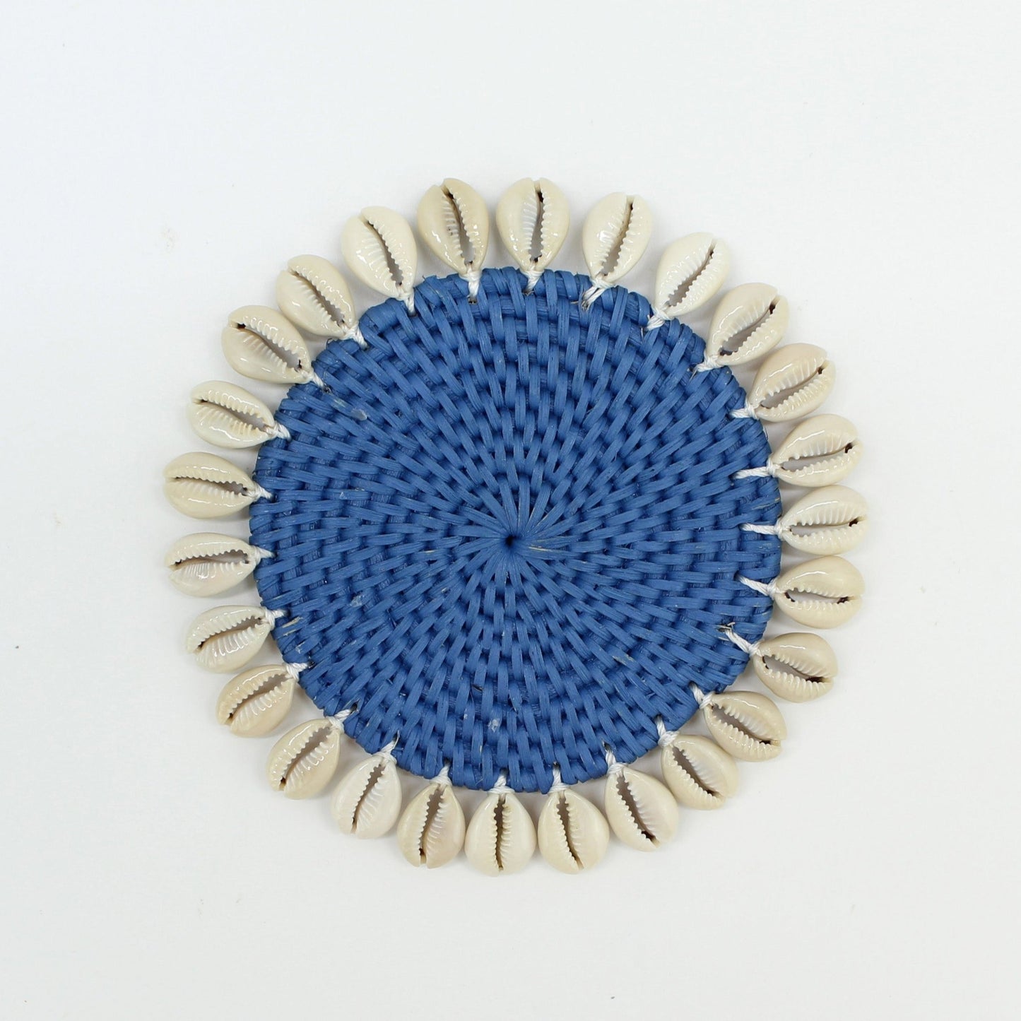 Dinning-Table-Setting-Luxury-High-Quality-Handmade-Sustainable-Blue-Rattan-Seashell-Coaster-5