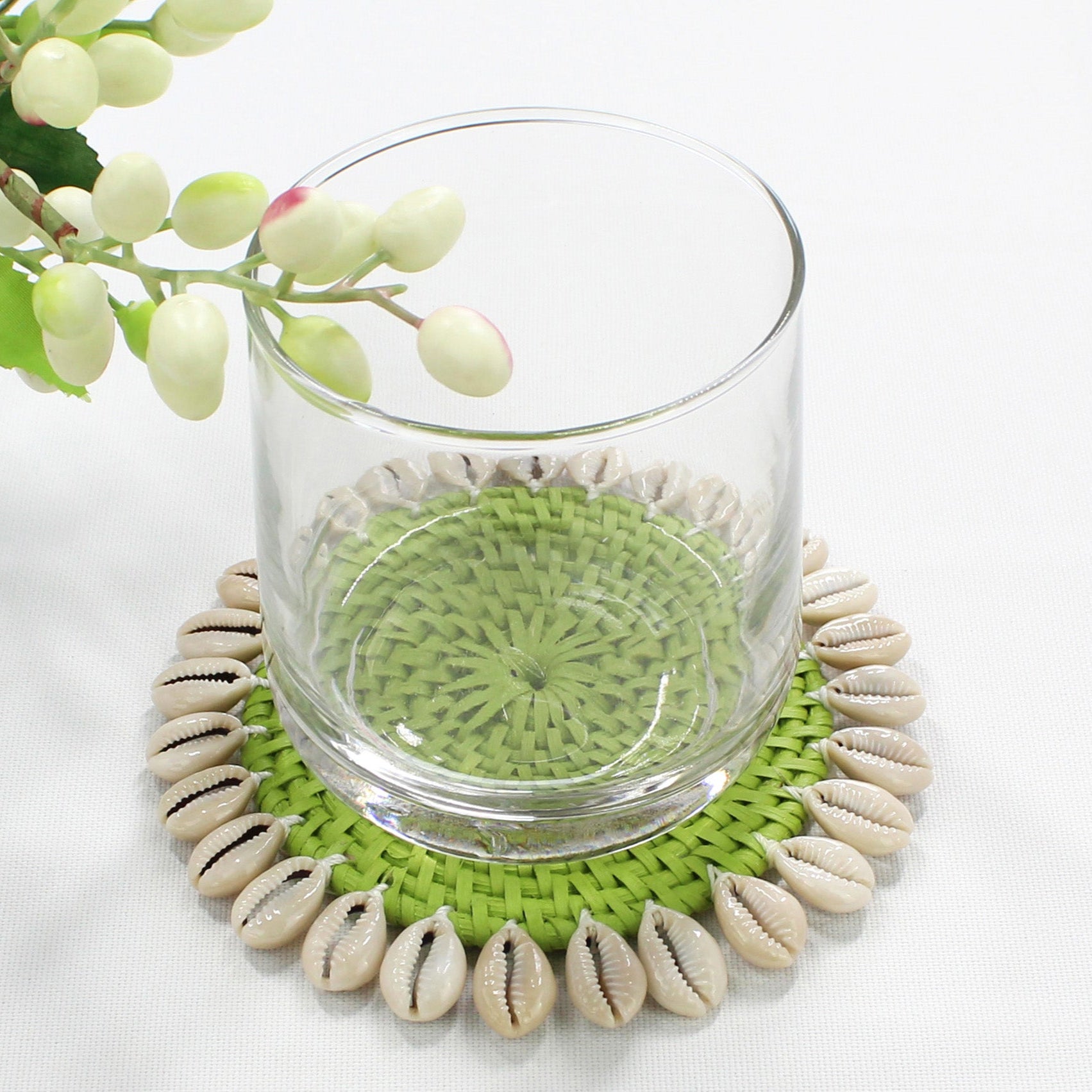Dinning-Table-Setting-Luxury-High-Quality-Handmade-Sustainable-Green-Rattan-Seashell-Coaster-6