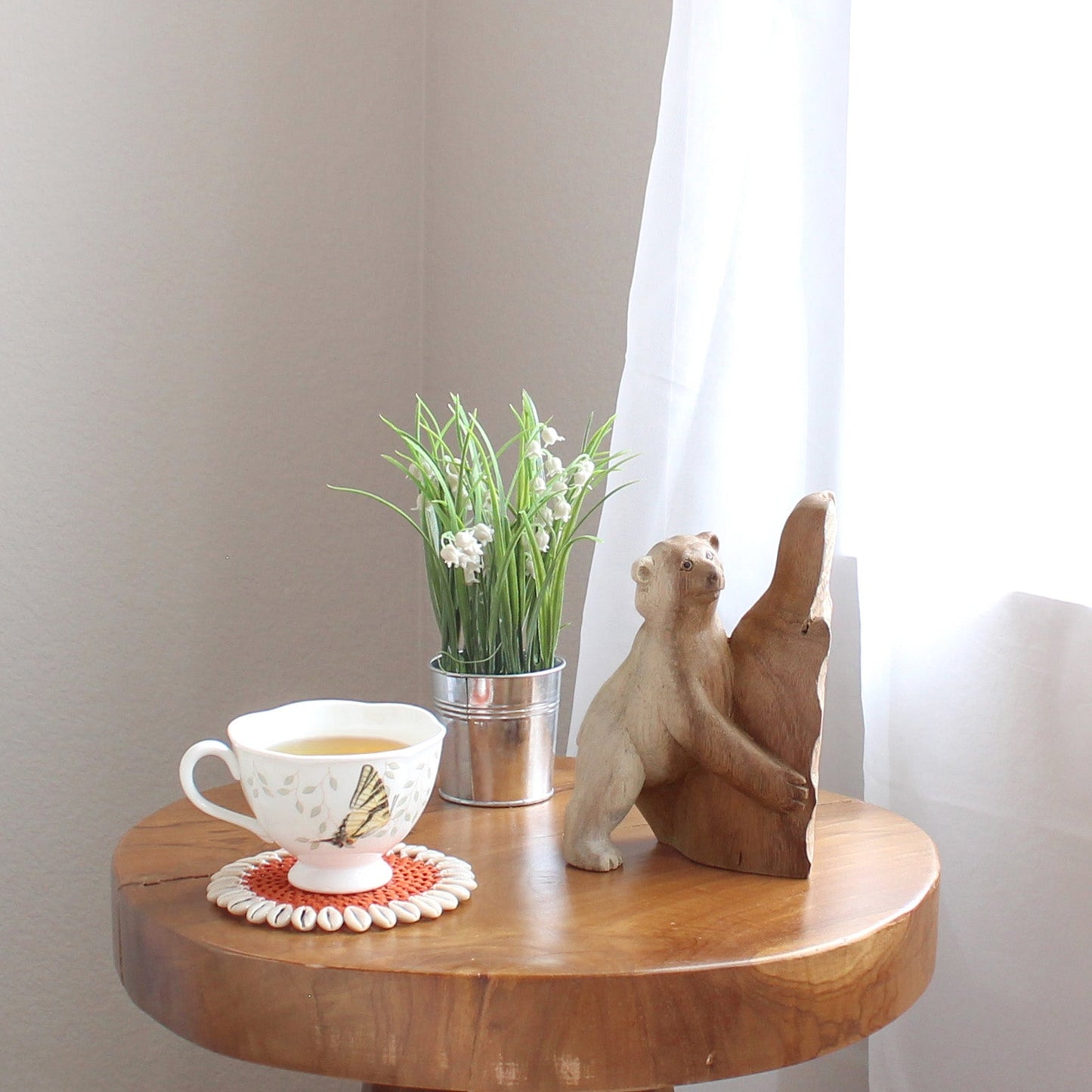 Dinning-Table-Setting-Luxury-High-Quality-Handmade-Sustainable-Orange-Rattan-Seashell-Coaster-3