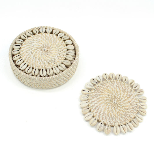 Dinning-Table-Setting-Luxury-High-Quality-Handmade-Sustainable-Whitewash-Rattan-Seashell-Coaster-1