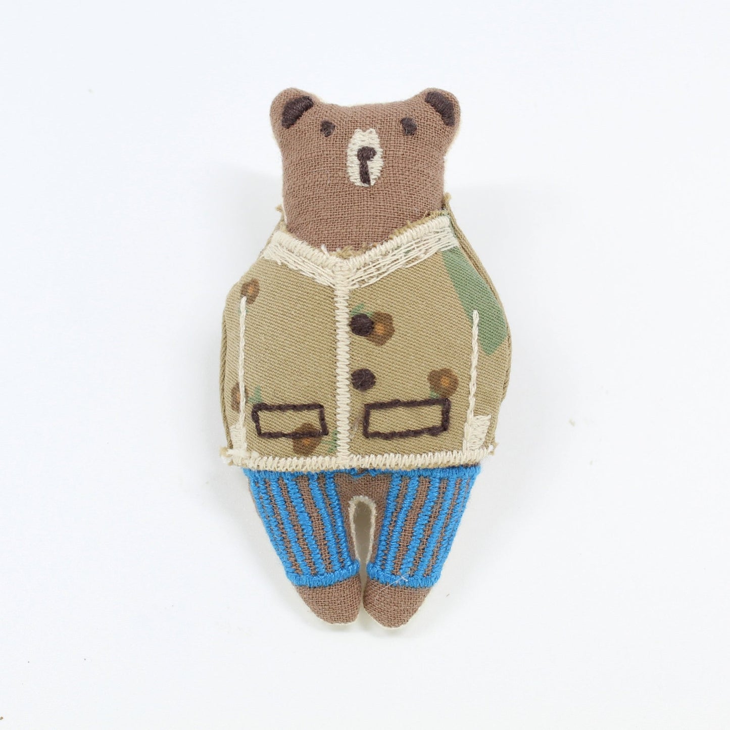 Handmade-Cloth-Bear-Wearing-Suits-Brooch-01