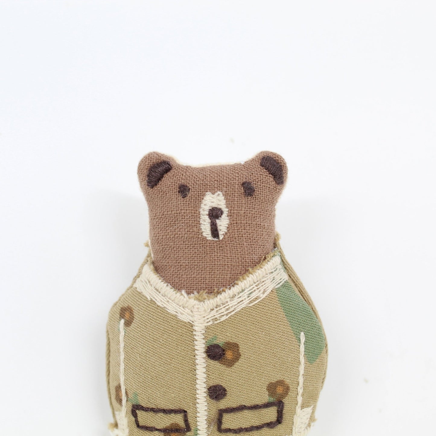 Handmade-Cloth-Bear-Wearing-Suits-Brooch-03