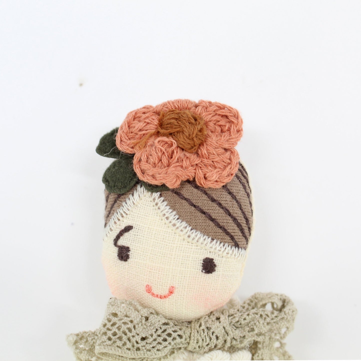 Handmade-Cloth-Beauty-Girl-Brooch-06