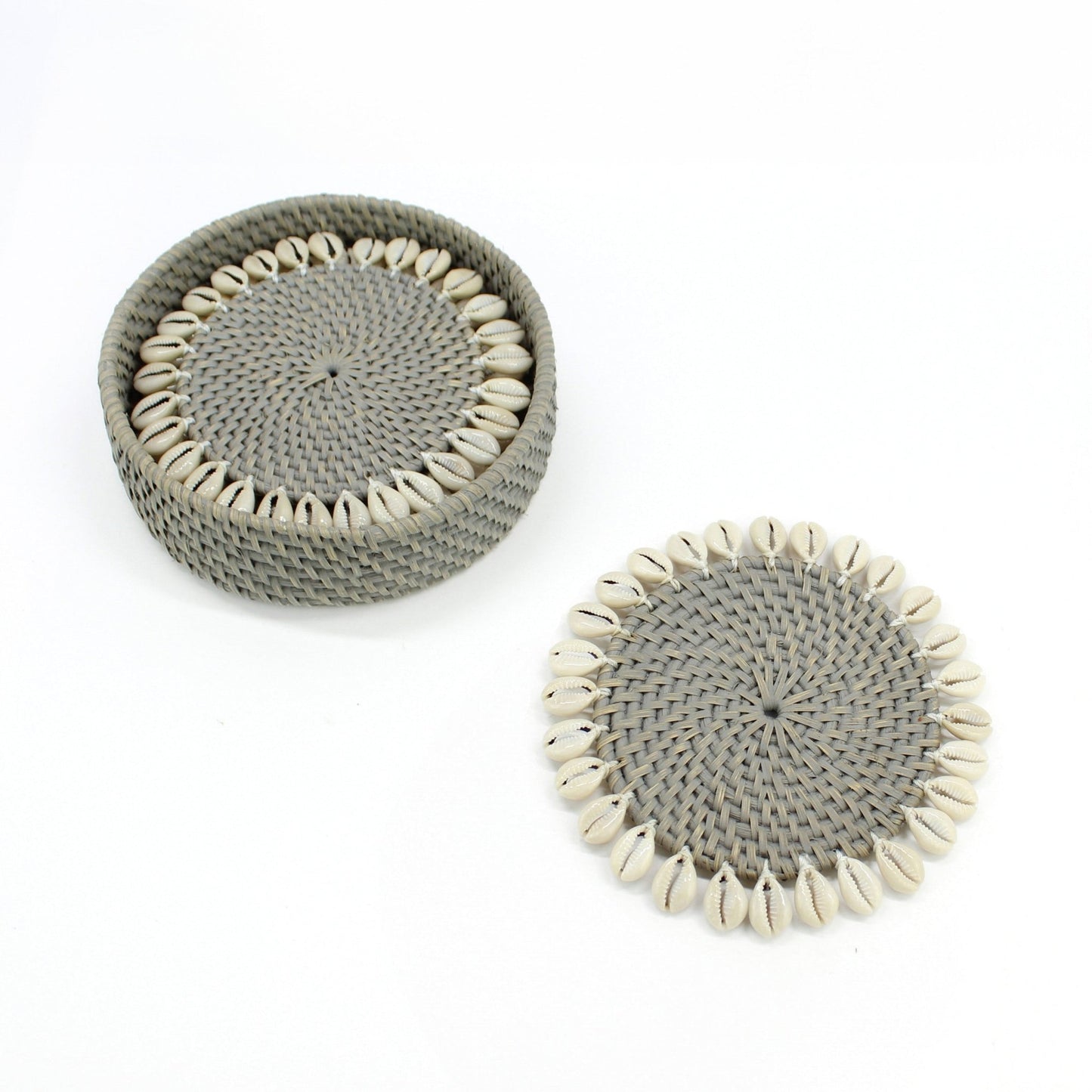 Set of 4 grey seashell-trimmed rattan coasters with holder, eco-friendly and handmade