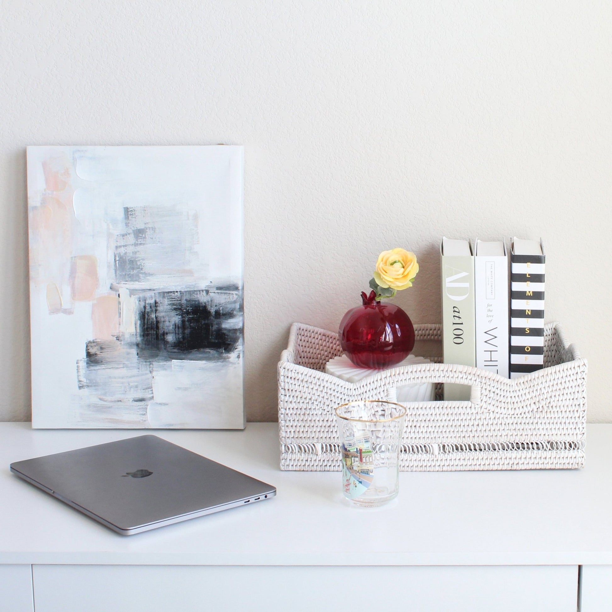 Scalloped_Eco_Handcraft_Rectangle_Rattan_Tray-Table_Setting-Whitewash-01-use