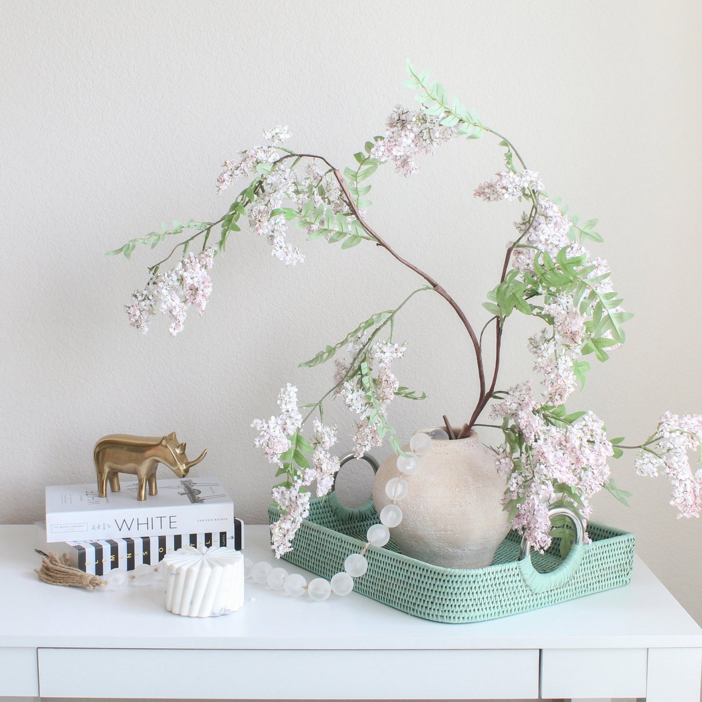 Leaf_Shaped_Eco_Handcraft_Small-Rectangle_Rattan_Tray-Table_Setting-Sage_Leaf-01-use
