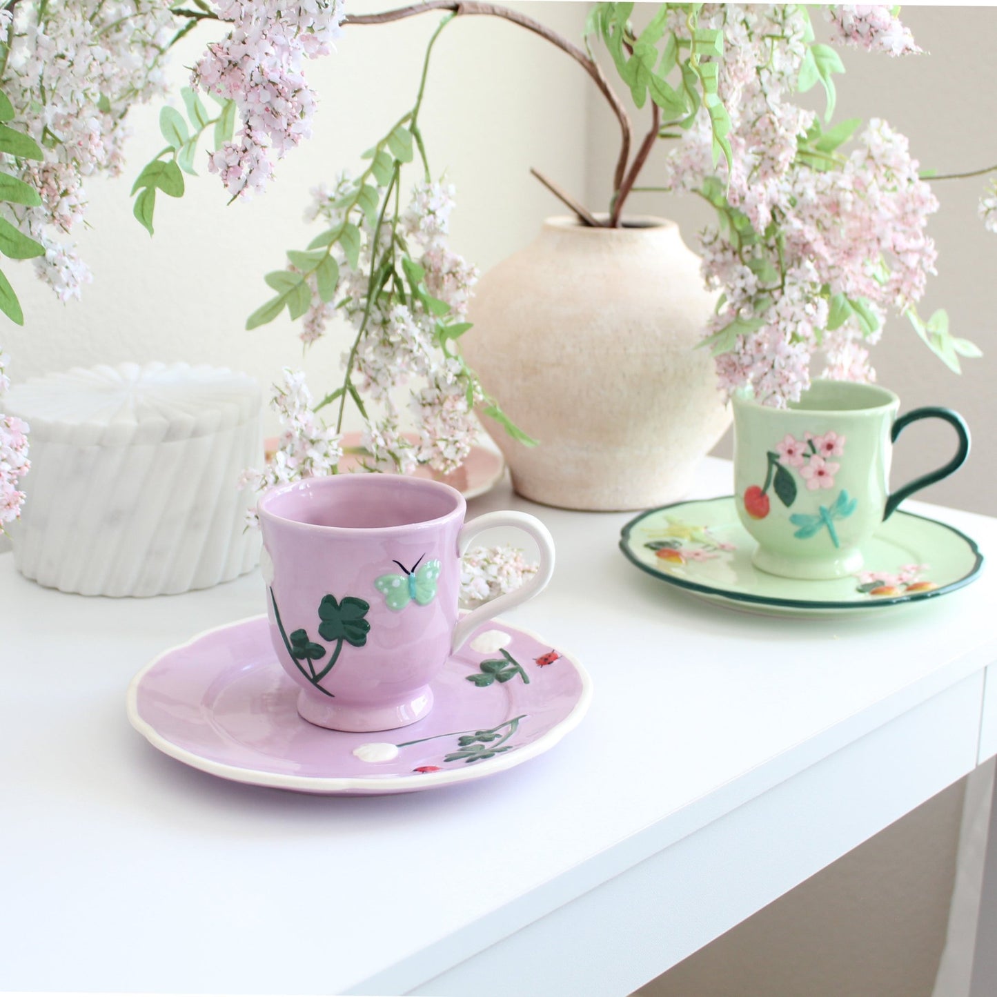 IMG_5692-Faye_Handpainted_Stoneware_Mug_Dessert_Plate_Set-Lilac_Mint_Garden-02