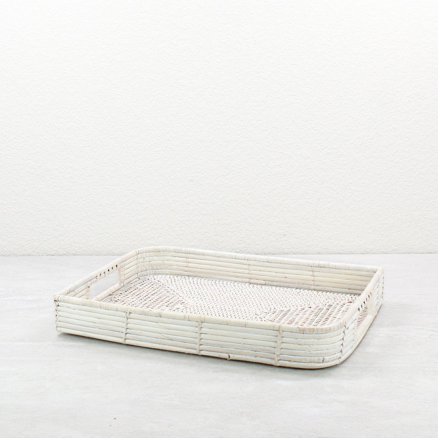 Leaf-shaped rattan tray with handles in honey brown for coffee table and ottoman-12