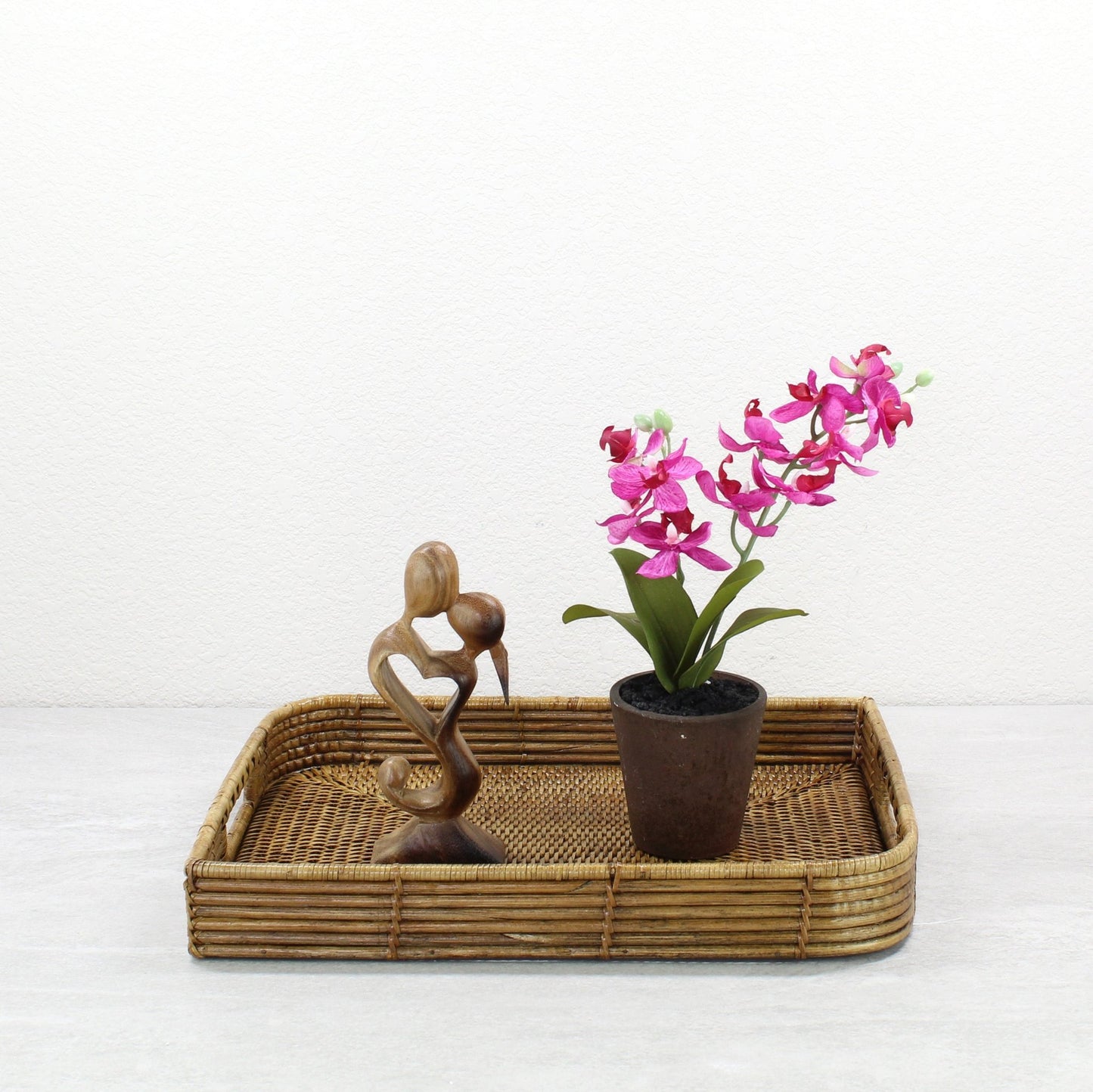 Leaf-shaped rattan tray with handles in honey brown for coffee table and ottoman-17