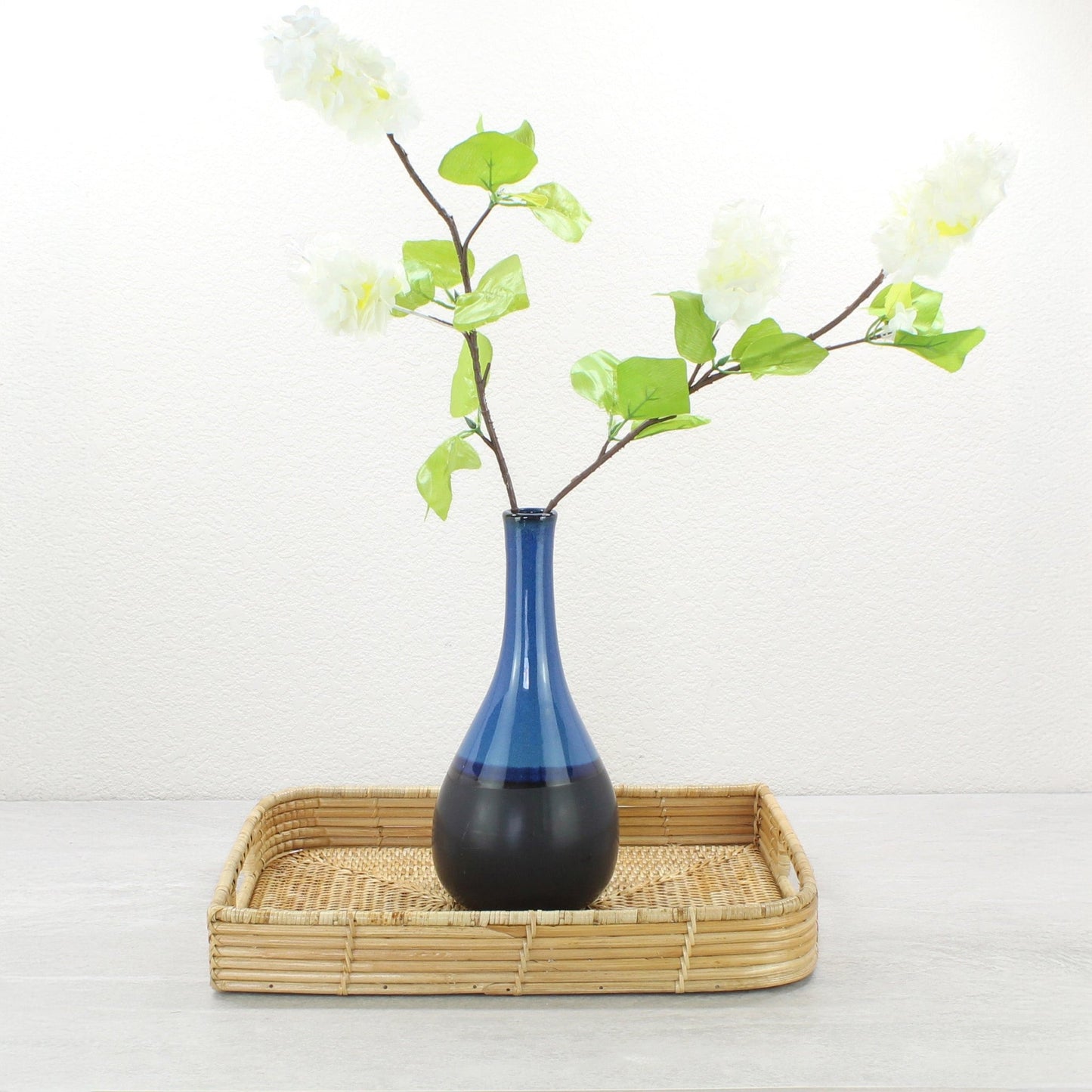 Leaf-shaped rattan tray with handles in honey brown for coffee table and ottoman-03