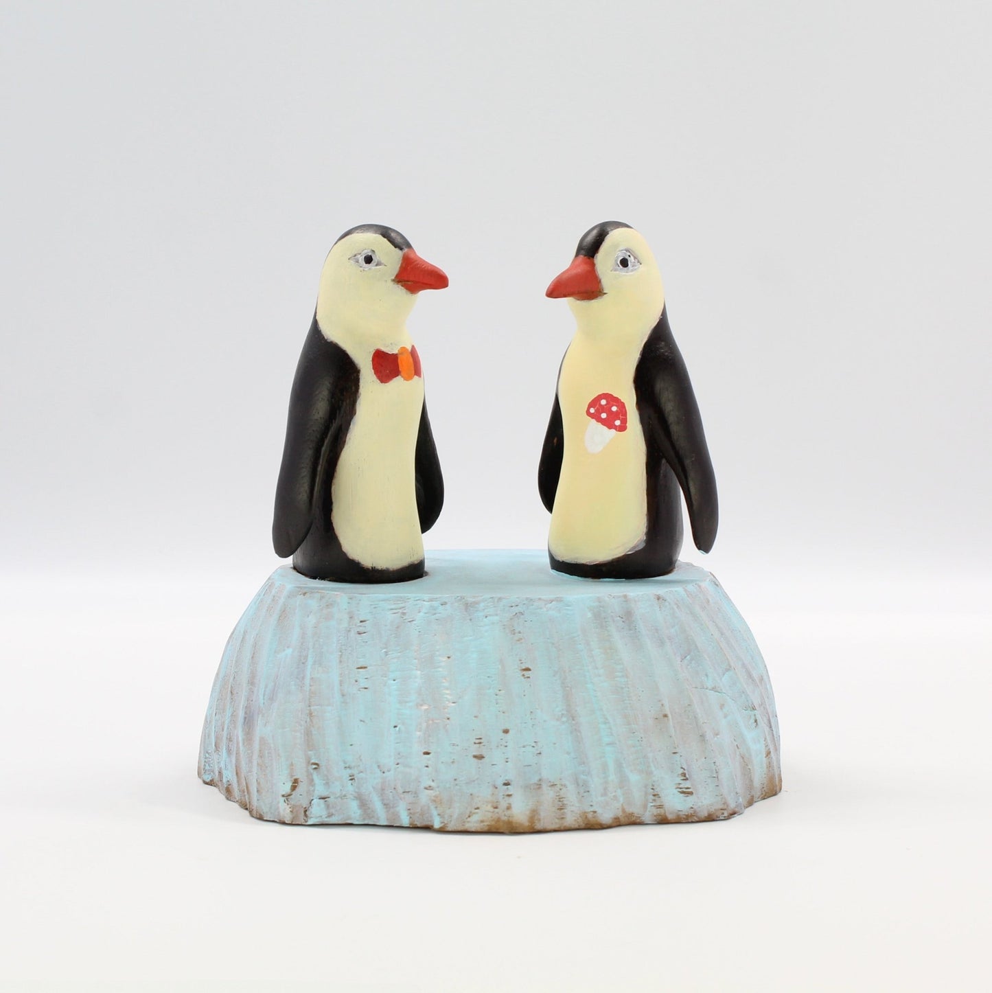 Penguin-Sculpture-03