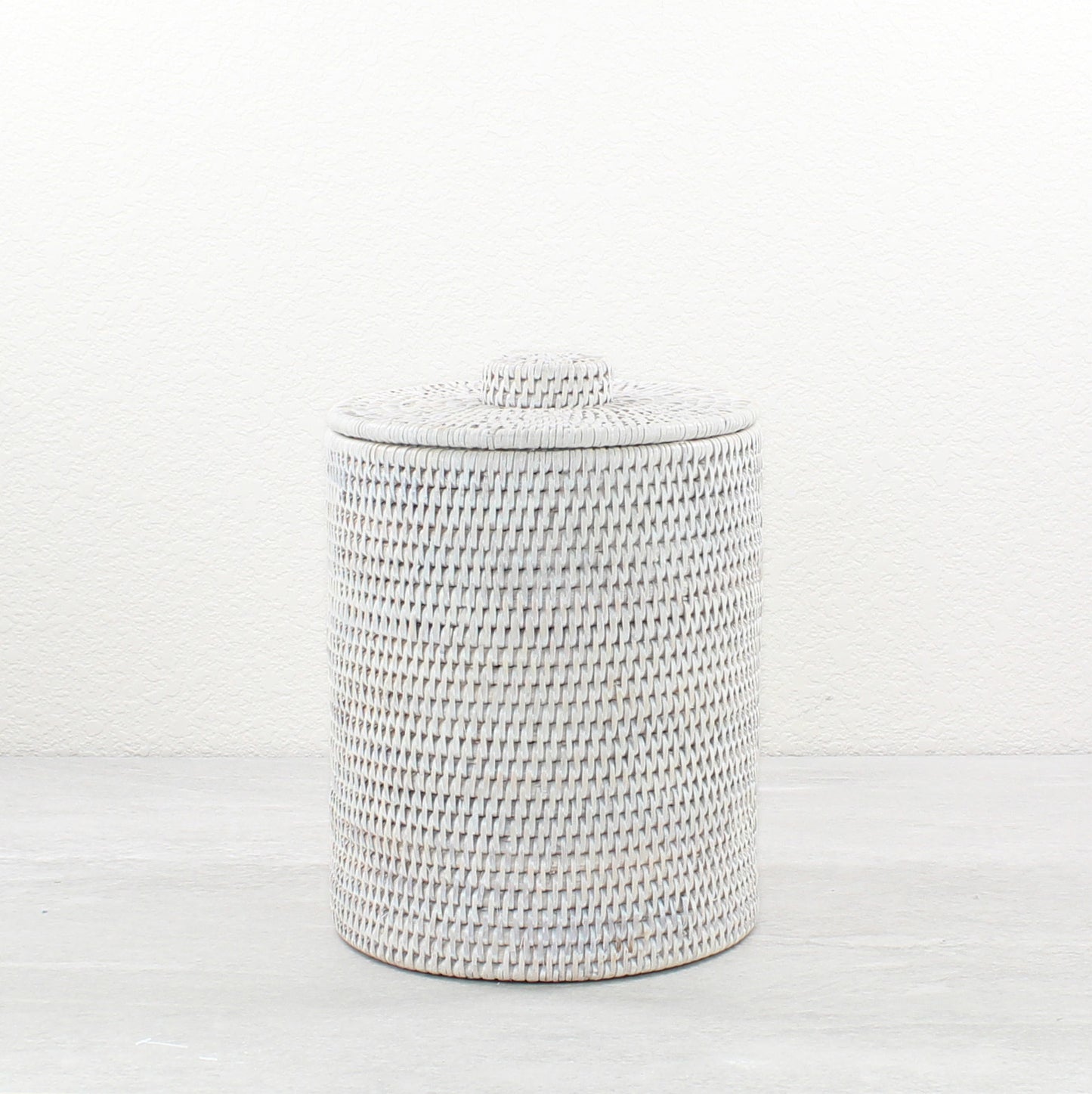 ECO HANDCRAFT tall whitewash rattan canister with lid for elegant and natural storage in spa or vanity areas