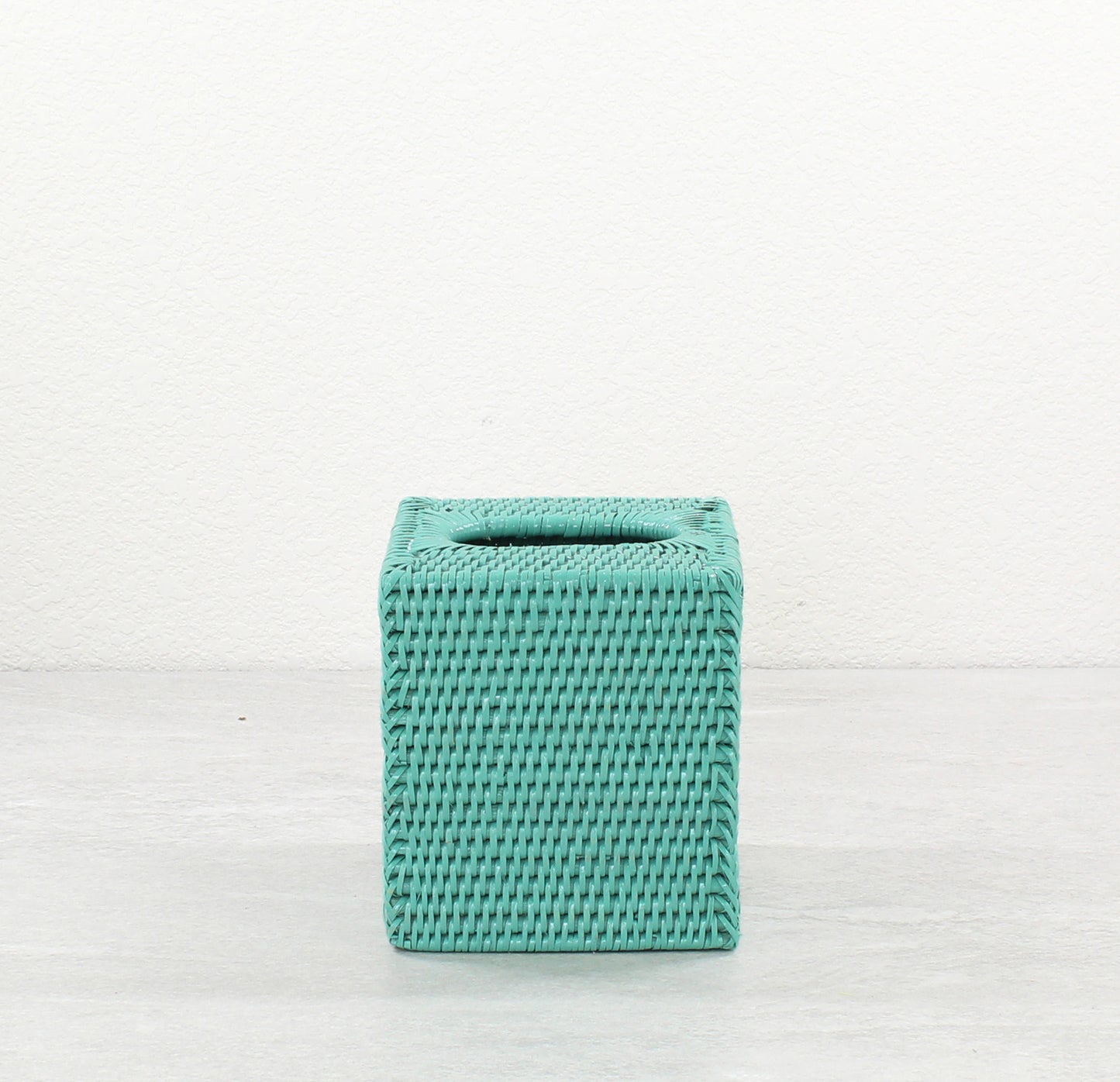 Rattan_Tissue_Box-Sustainable_Home_Organizing-Sea_Glass-02