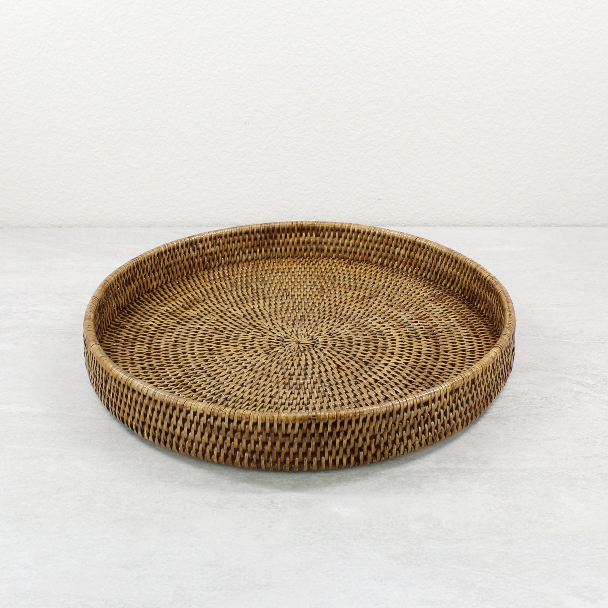 Tight-Woven-Round-Rattan-Tray-Sustainable-Home-Organizing-HoneyBrown-medium-005