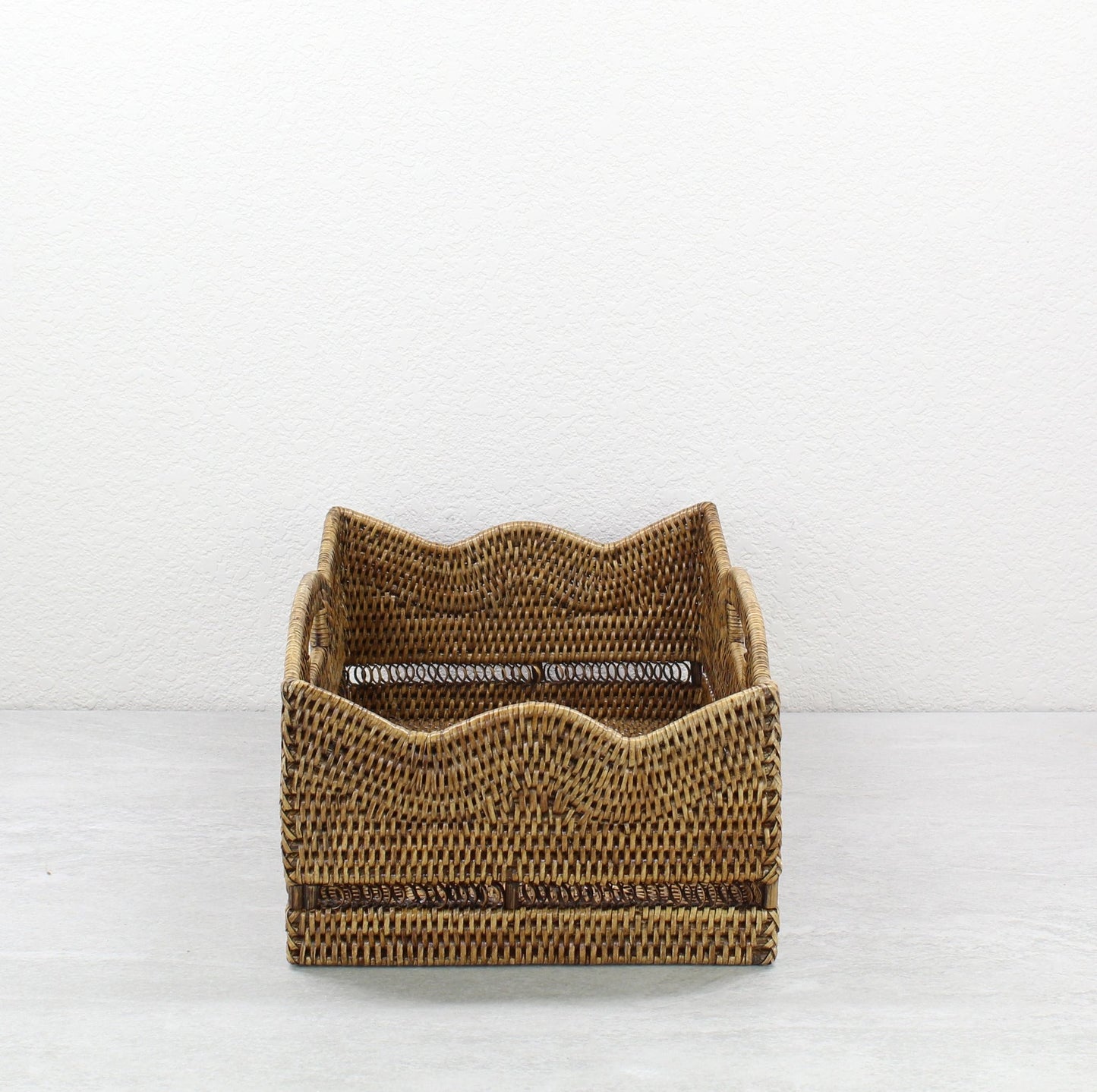 Weaved-Scalloped-Rattan-Tray-with-Handles-for-Coffee-Table-Bed-Serving-Sustaibable-Organization-19