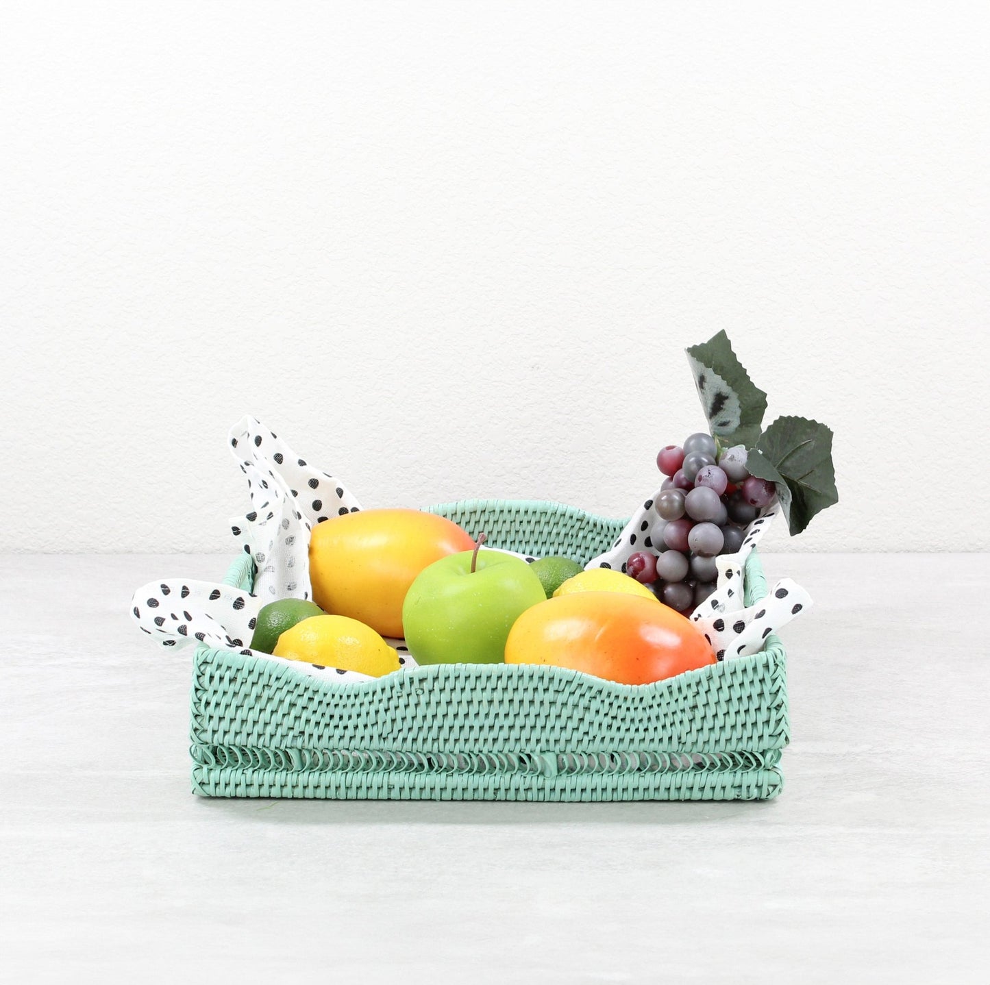 Tight woven square rattan tray for serving, handmade eco-friendly décor-04
