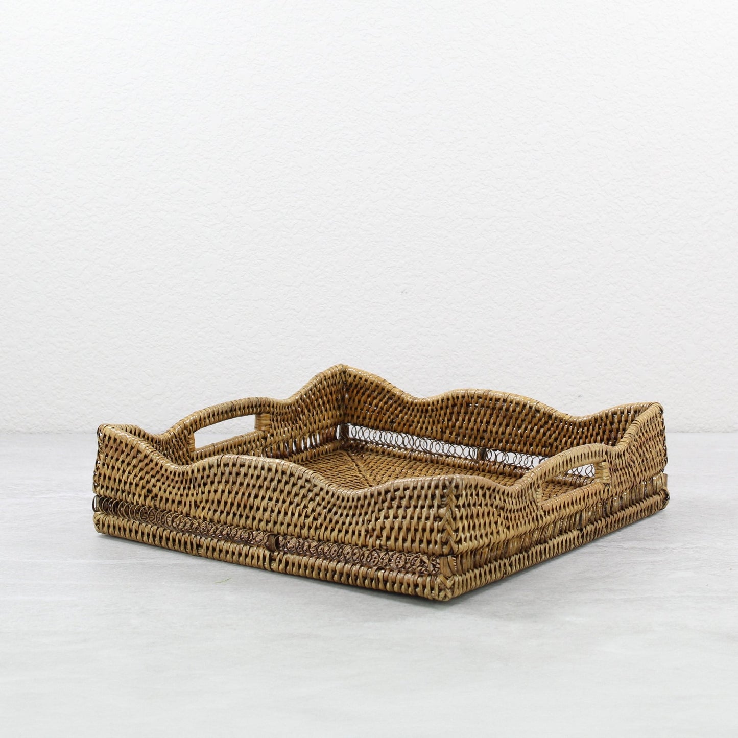 Tight woven square rattan tray for serving, handmade eco-friendly décor-06
