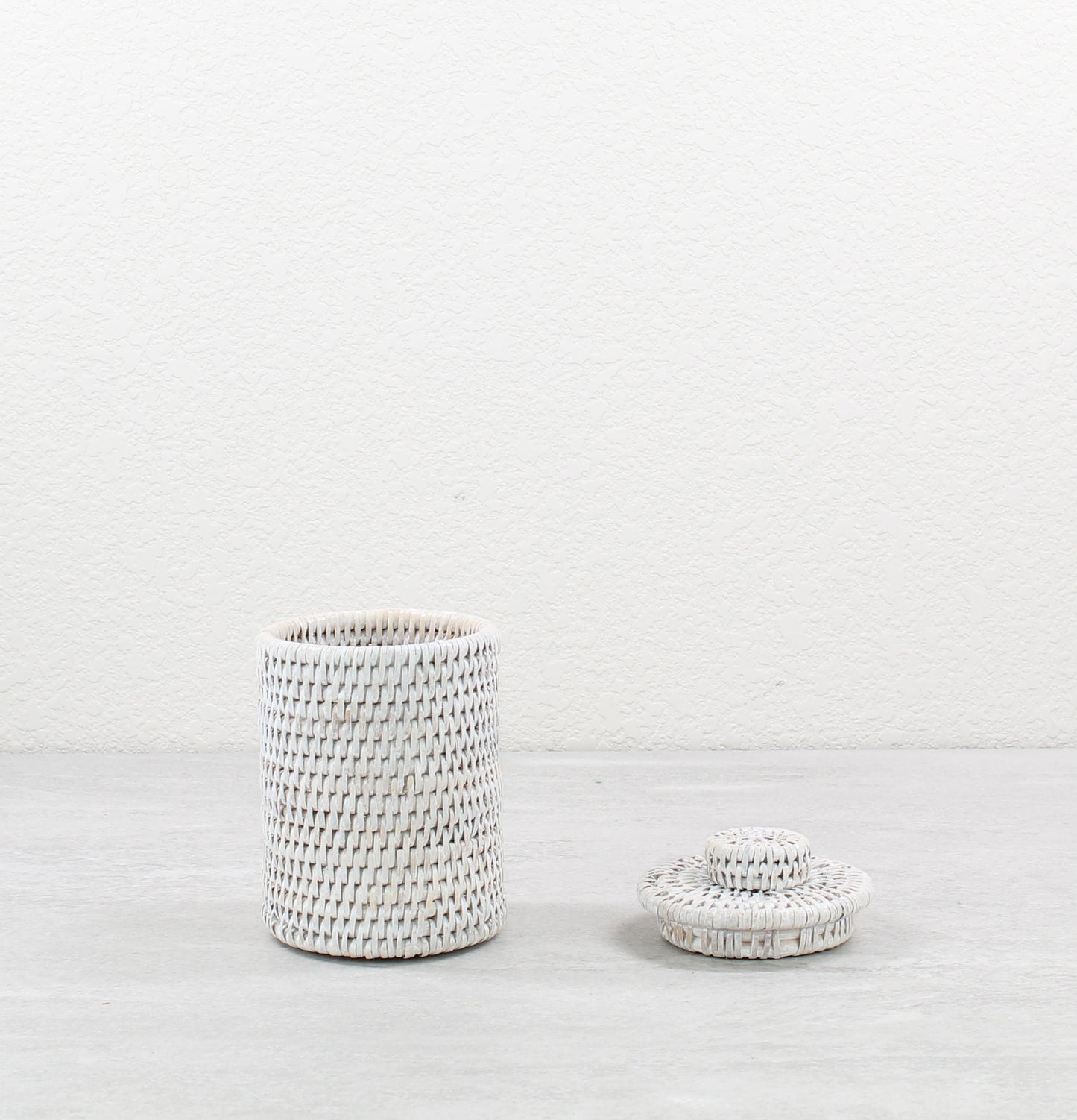 Whitewash Rattan Décor Collection for Small Spaces