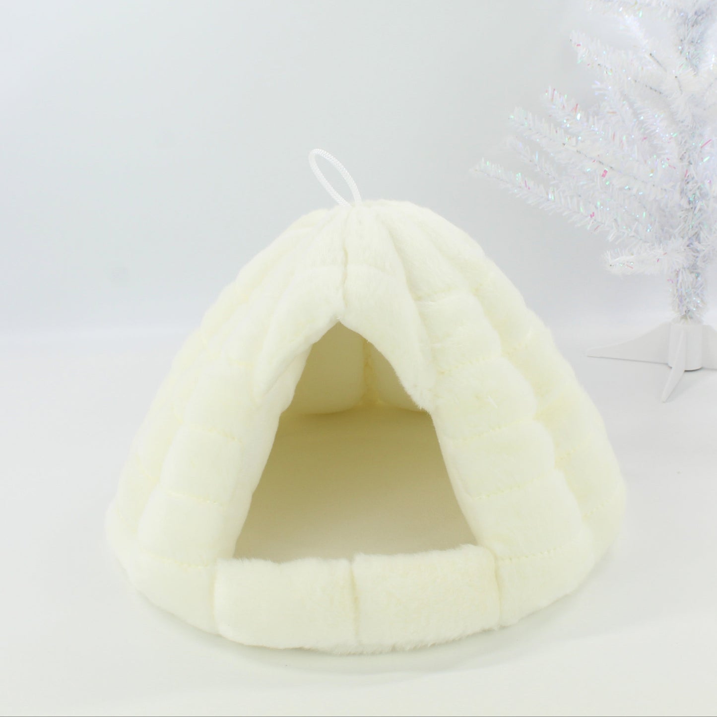 AdorablePolarBearPlushinCozyIgloo-PerfectDecor_GiftIdea-05