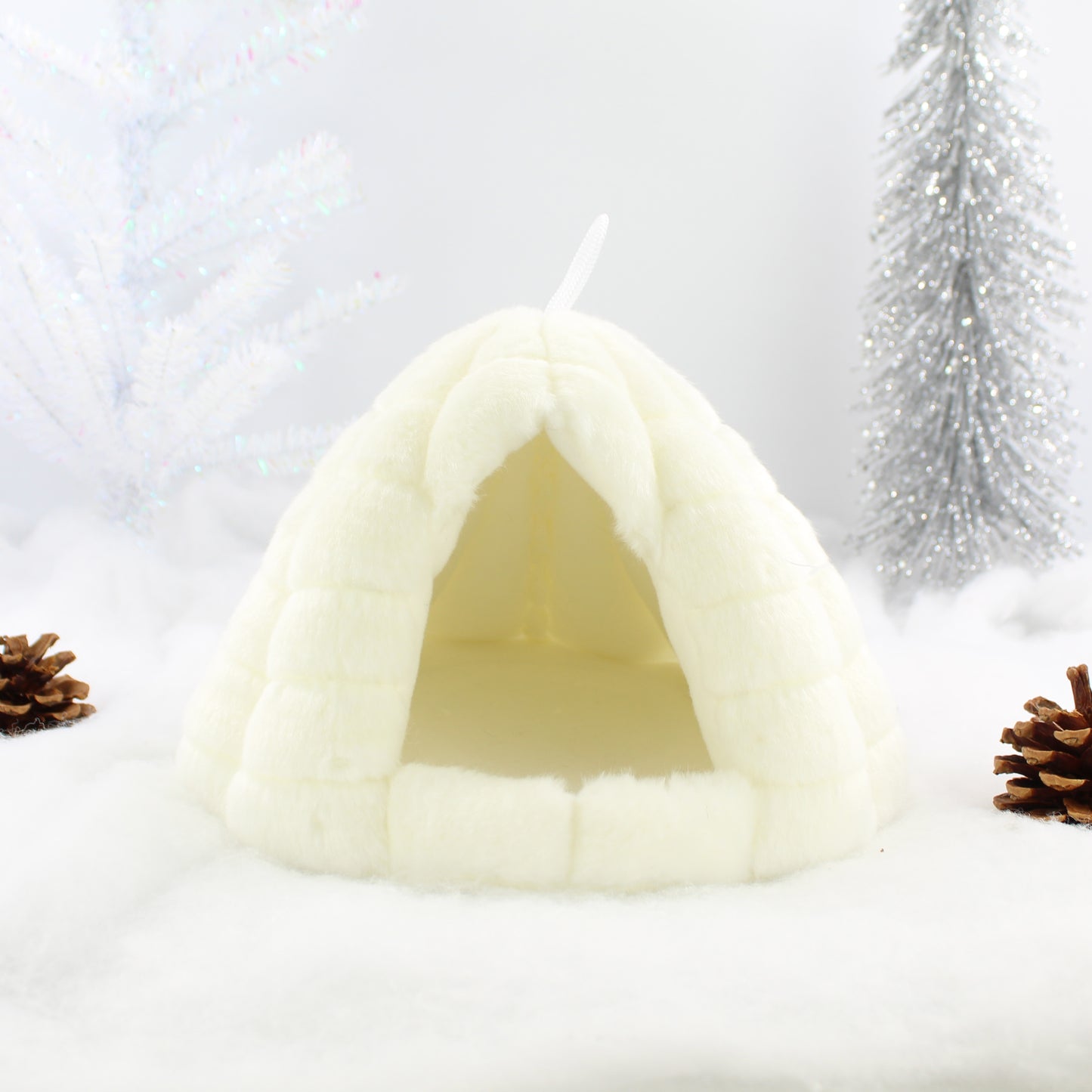 Adorable_Penguin_Plush_in_Cozy_Igloo_-_Perfect_Decor_Gift_Idea-Igloo-01