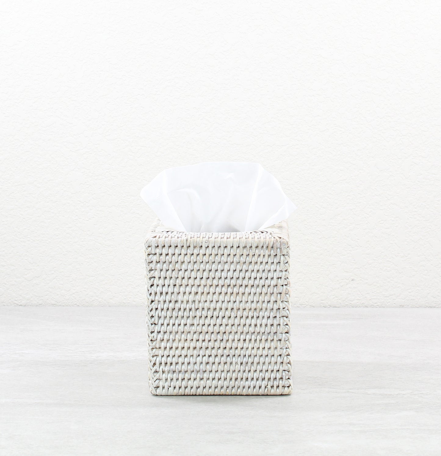 Bathroom-Collection-Scalloped-Rattan-Tray-Napkin-Holder-Cover-Rattan-Basket-Whitewash-08