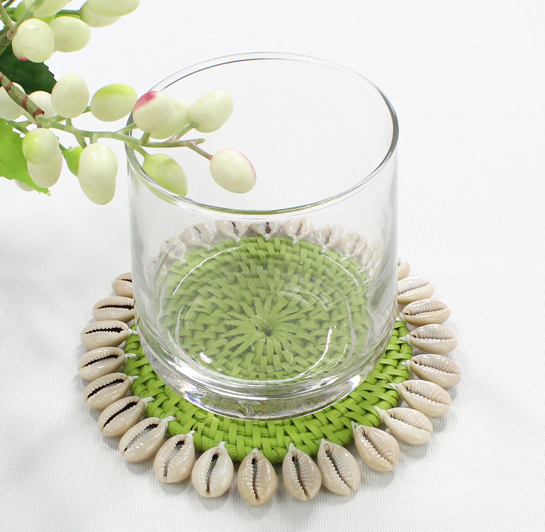 Dinning-Table-Setting-Luxury-High-Quality-Handmade-Sustainable-Green-Rattan-Seashell-Coaster-6