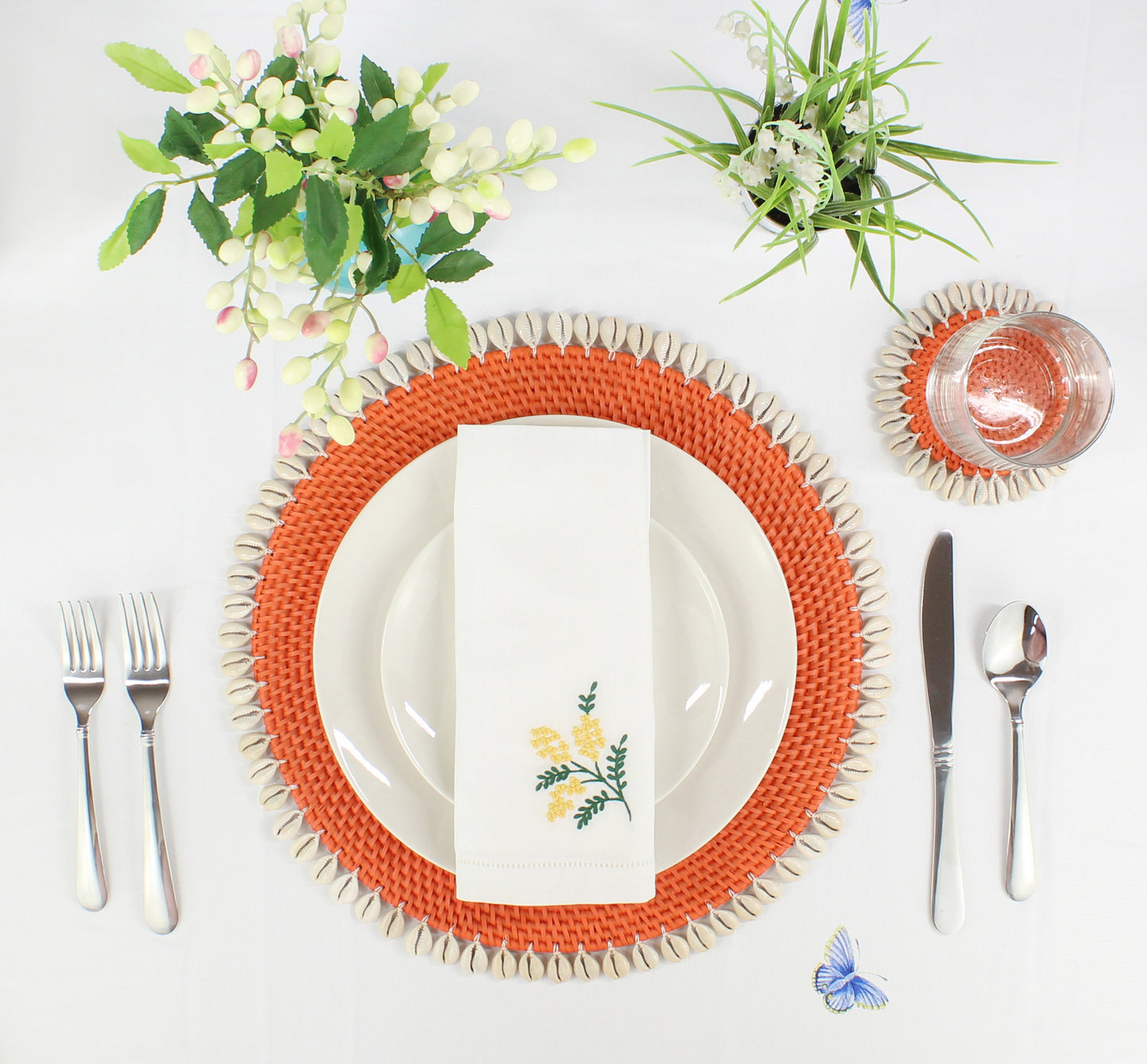 Dinning-Table-Setting-Luxury-High-Quality-Handmade-Sustainable-Orange-Rattan-Seashell-Placemat-6