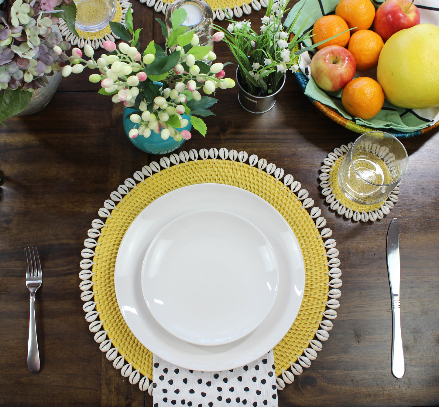 Dinning-Table-Setting-Luxury-High-Quality-Handmade-Sustainable-Yellow-Rattan-Seashell-Placemat-4