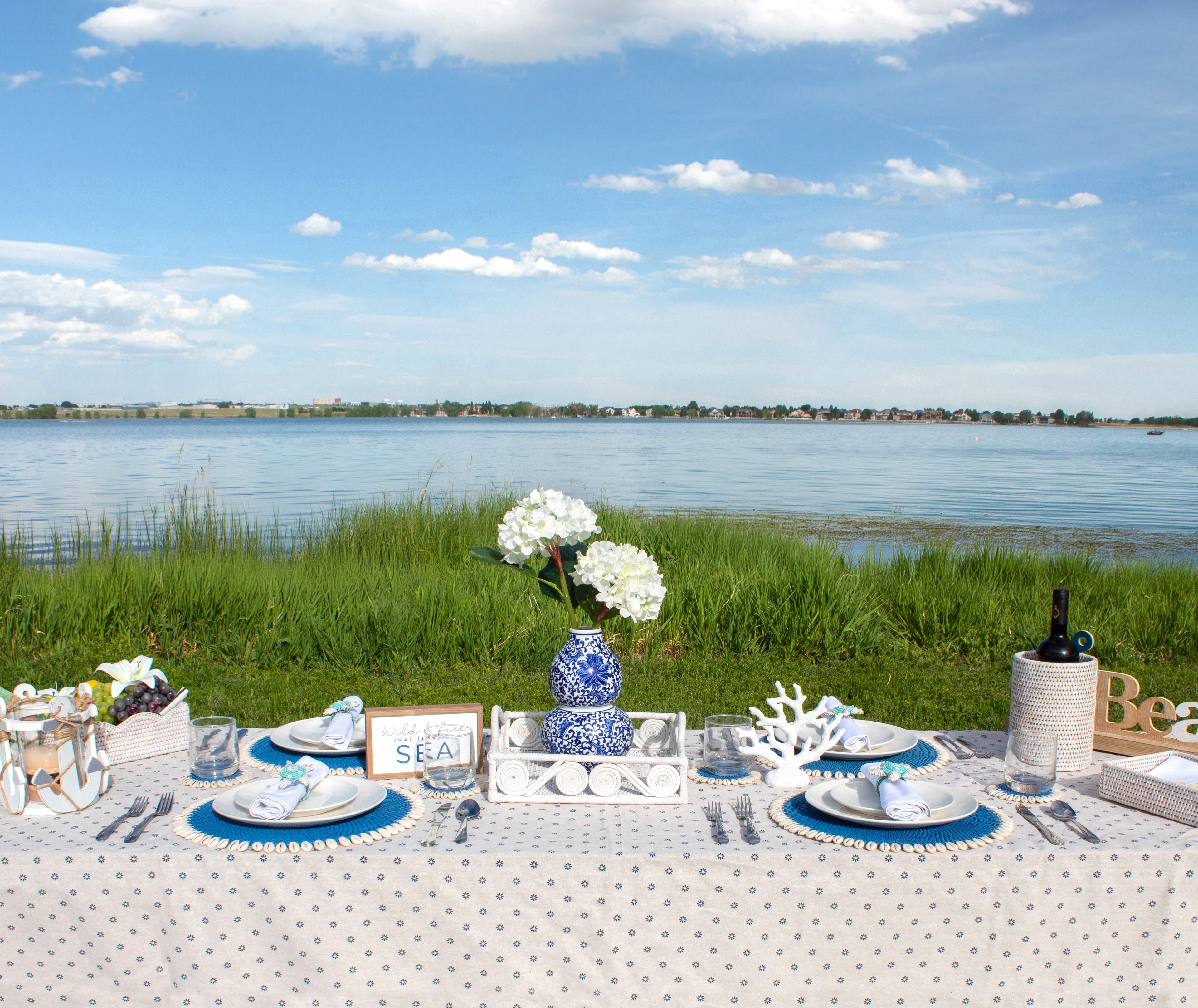 Dinning Table Setting-Luxury  High Quality Handmade Sustainable-Blue Rattan Seashell Placemat-02-banner-use