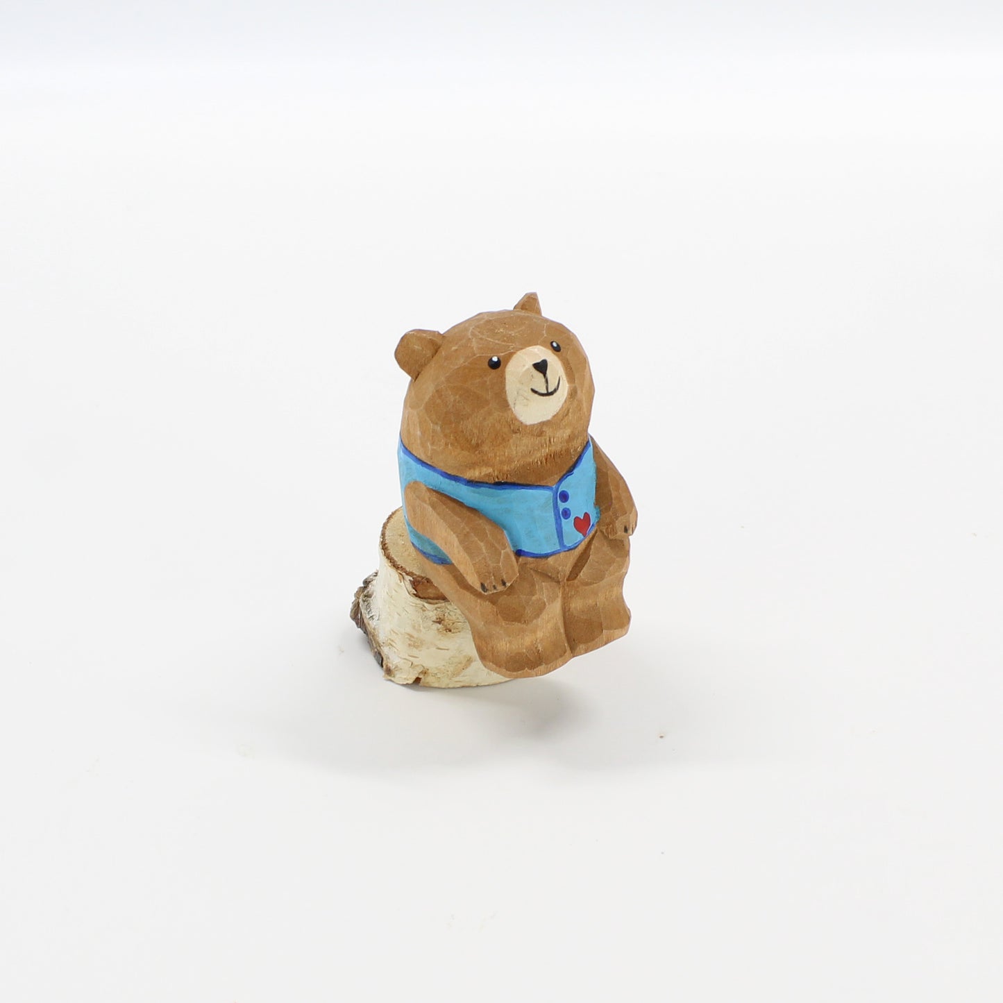 Handcrafted-Figurine-Sitting_Bear_Sculpture-01