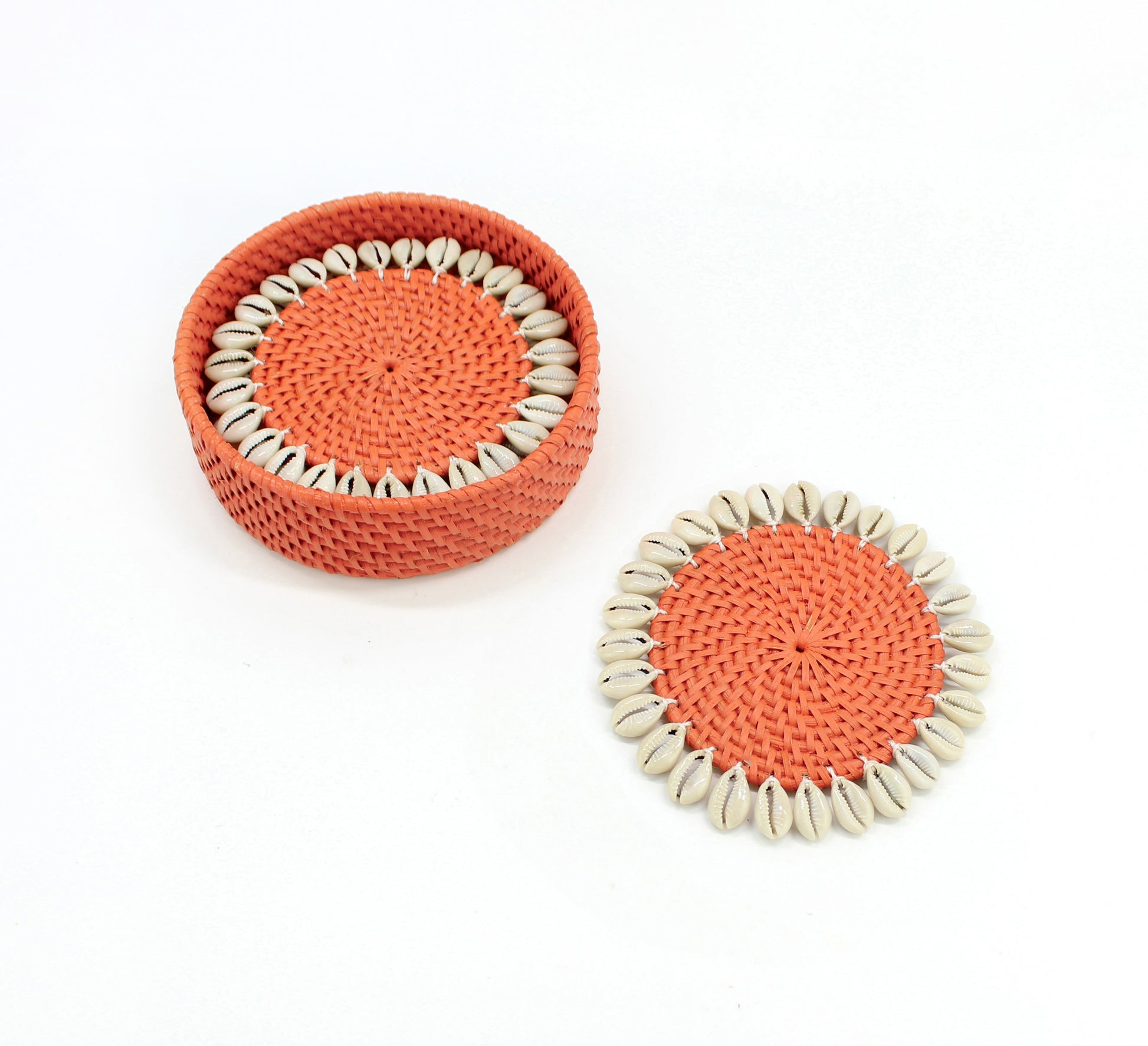 Handwoven-Rattan-Seashell-Sustainable-Coasters-Interial-Design-Colorful-16