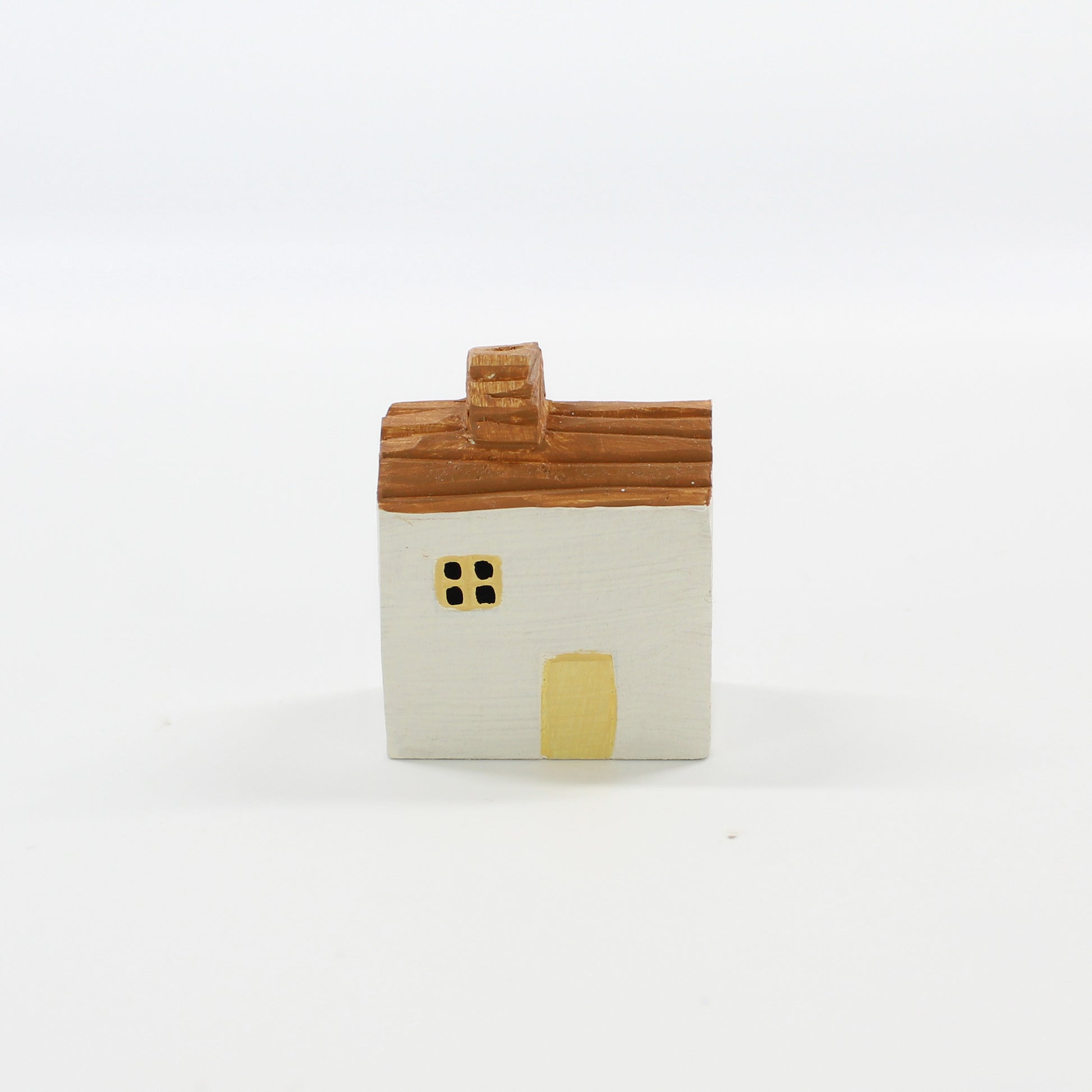 IMG_5396-MiniatureWoodenSculpture-House_Tree_andDuckonOpenBookDesign-06-use