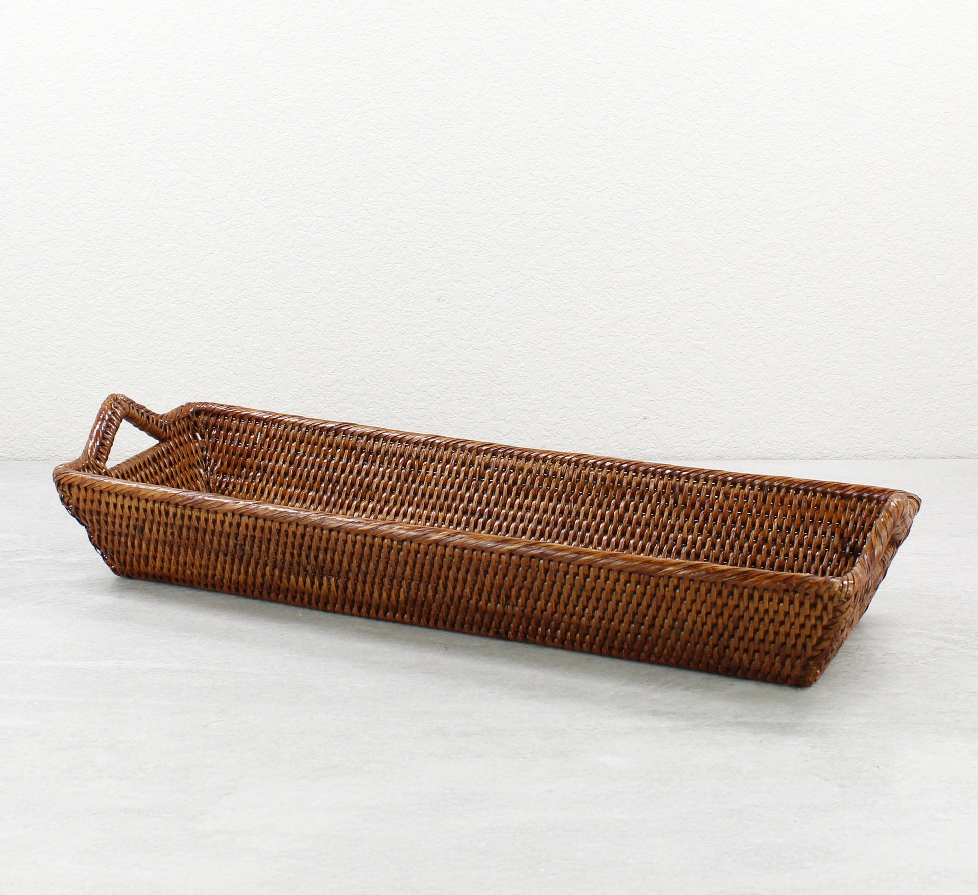 Long-Serving-Rattan-Tray-Sustainable-Home-Organizing-RedBrown-001