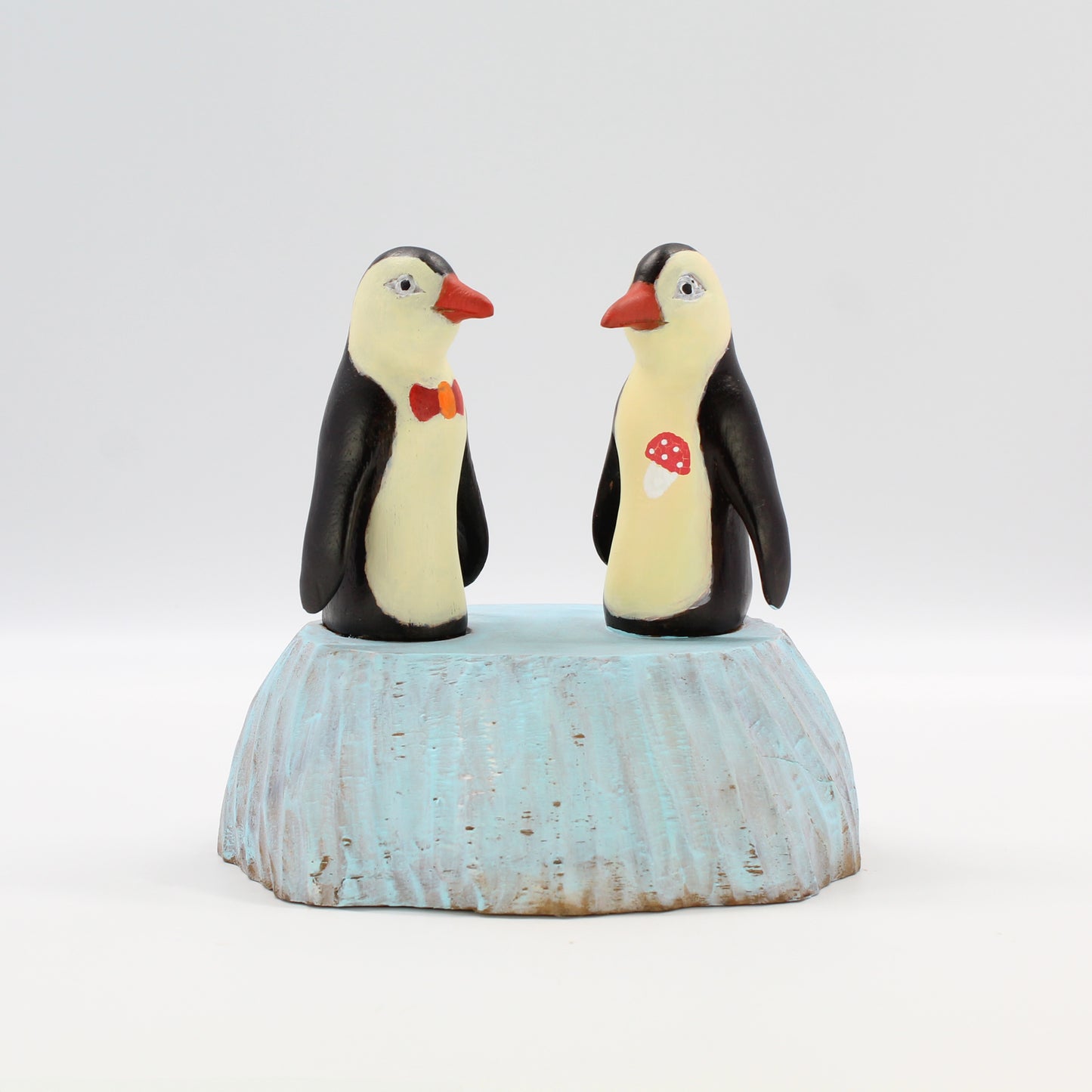 Penguin-Sculpture-03