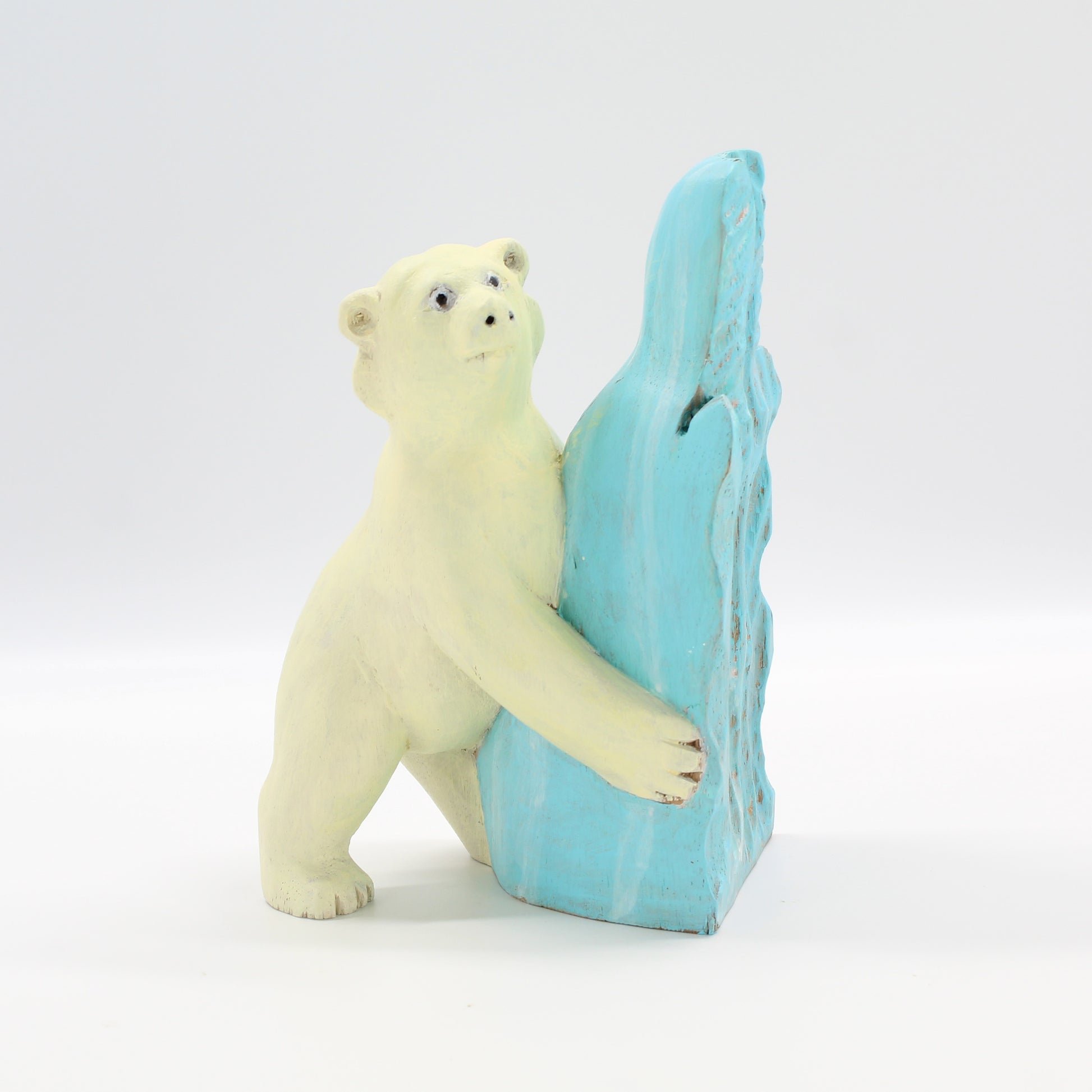 Polar_Bear_Sculpture-02