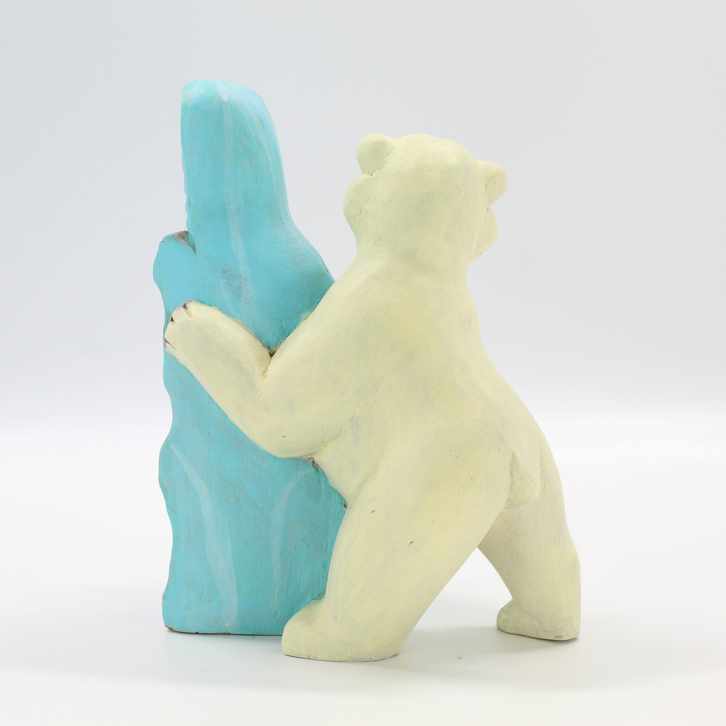 Polar_Bear_Sculpture-06