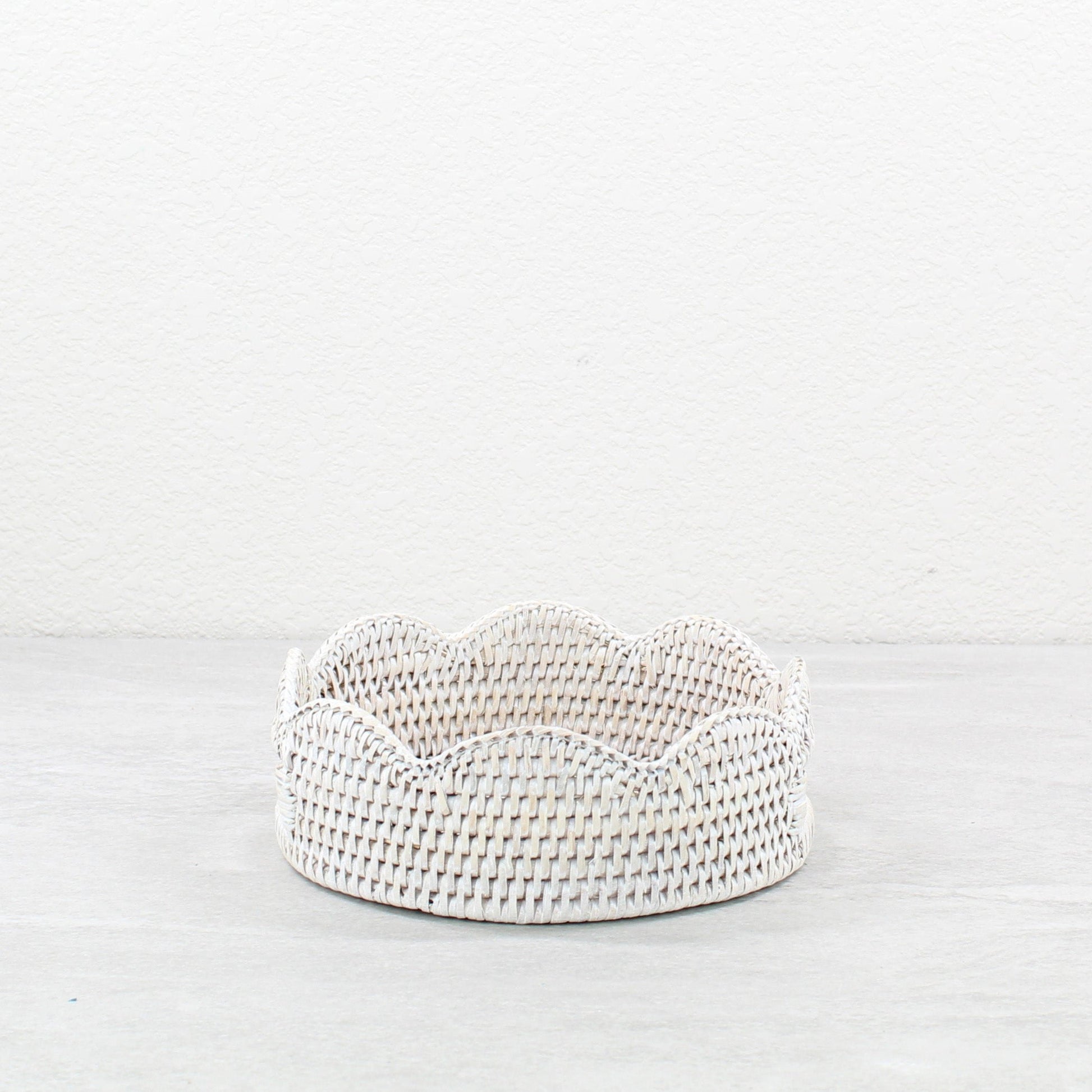 Rattan-Dinning-Accessory-Collection-2_Cases_Round_Condiment_Holder-Sustainable_Home_Organizing-Whitewash-Rattan_Salt_and_Pepper_Tray-Round_Scalloped_Rattan_Tray-13