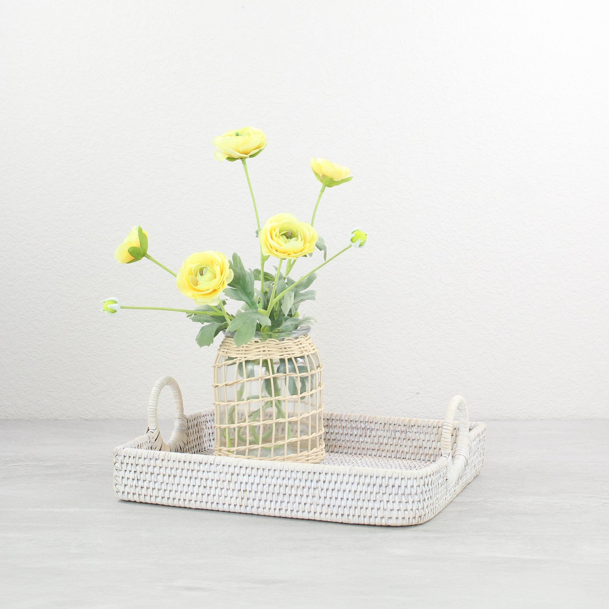 Rattan-Small-Leaf-Shape-Tray-Whitewash_SageLeaf_HoneyBrown-004