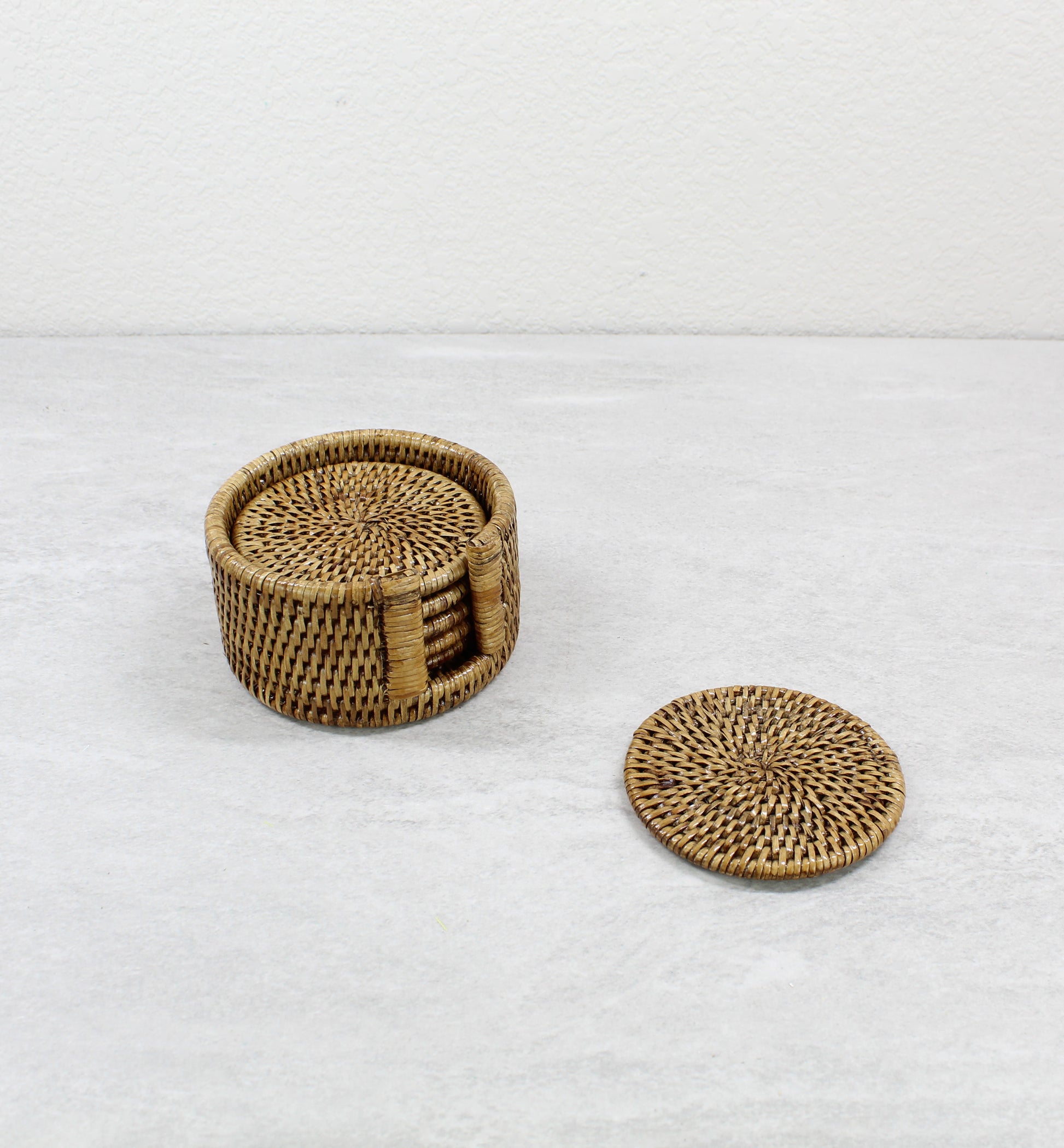 Rattan_Coasters_with_Box-Sustainable_Home_Organizing-Honey_Brown-004