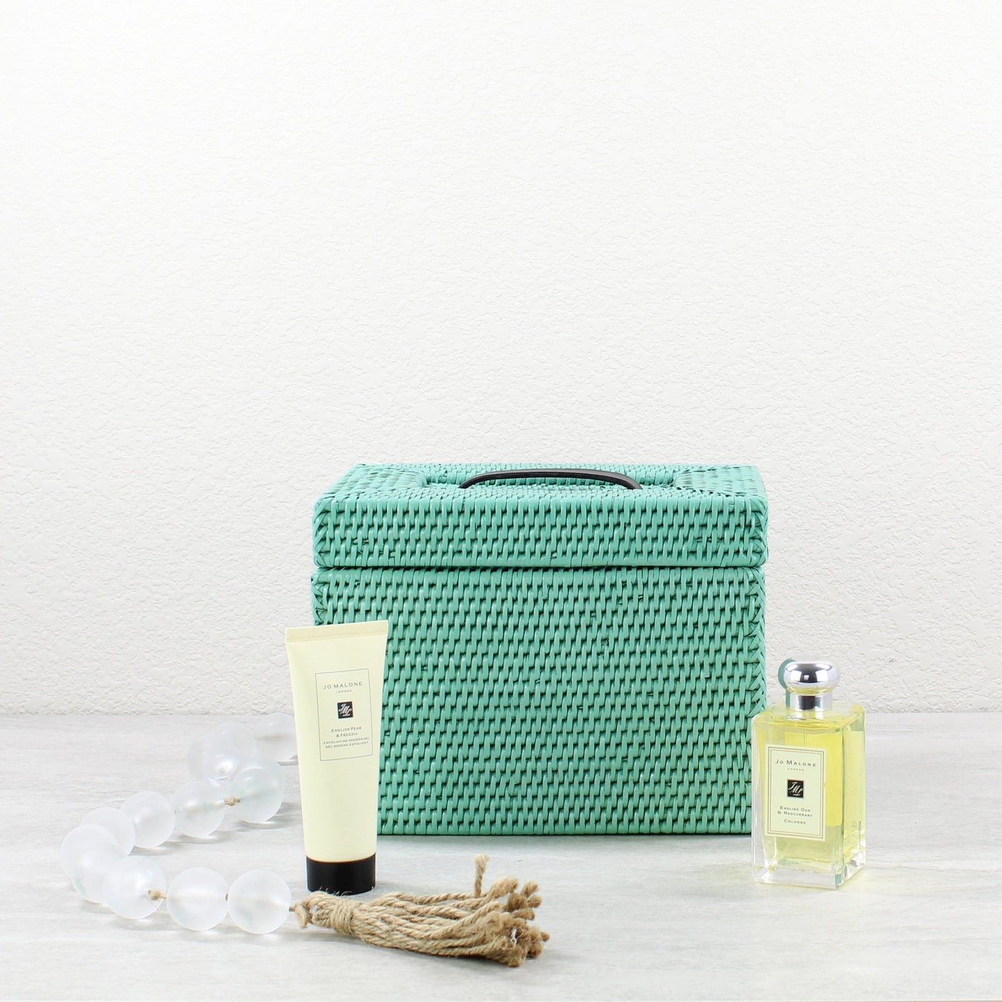 Rattan_Makeup_Box_with_Lid_No_Insert_-Sustainable_Home_Organizing-Sea_Glass-01