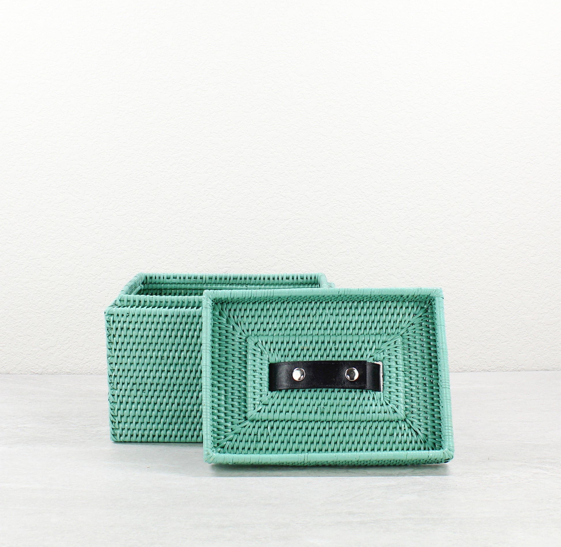 Rattan_Makeup_Box_with_Lid_No_Insert_-Sustainable_Home_Organizing-Sea_Glass-03