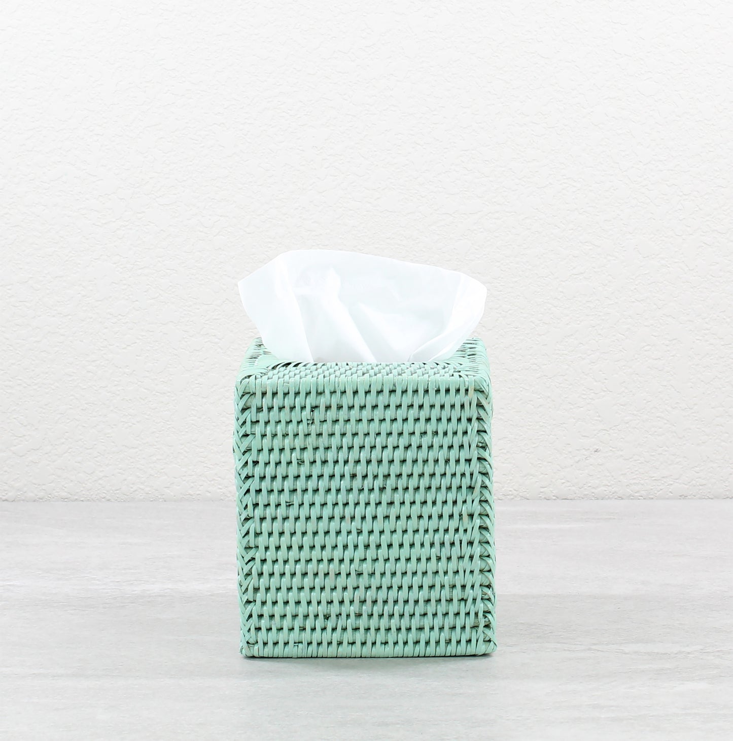 Rattan_Tissue_Box-Sustainable_Home_Organizing-Sage_Leaf-001