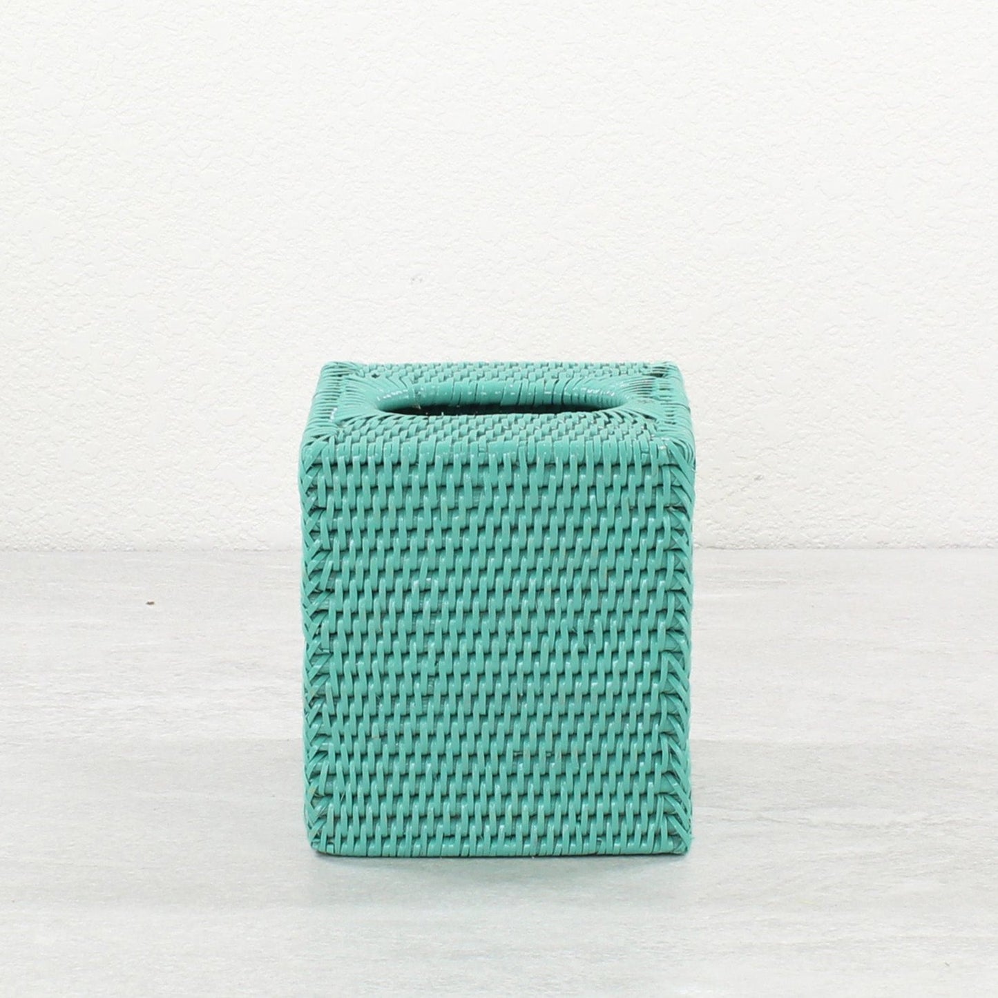 Rattan_Tissue_Box-Sustainable_Home_Organizing-Sea_Glass-002